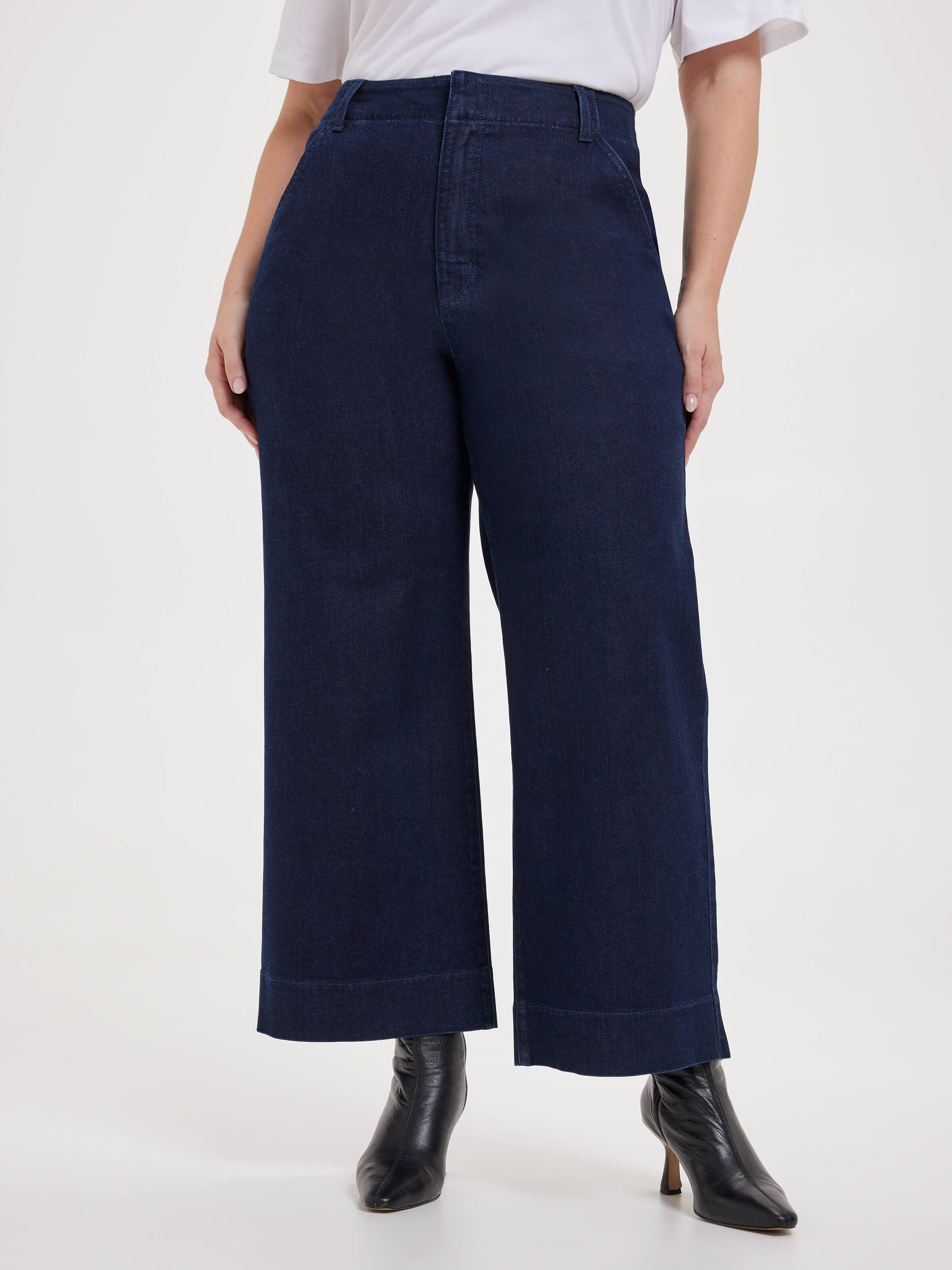 Curve Originals Tailored Wide Leg Jean