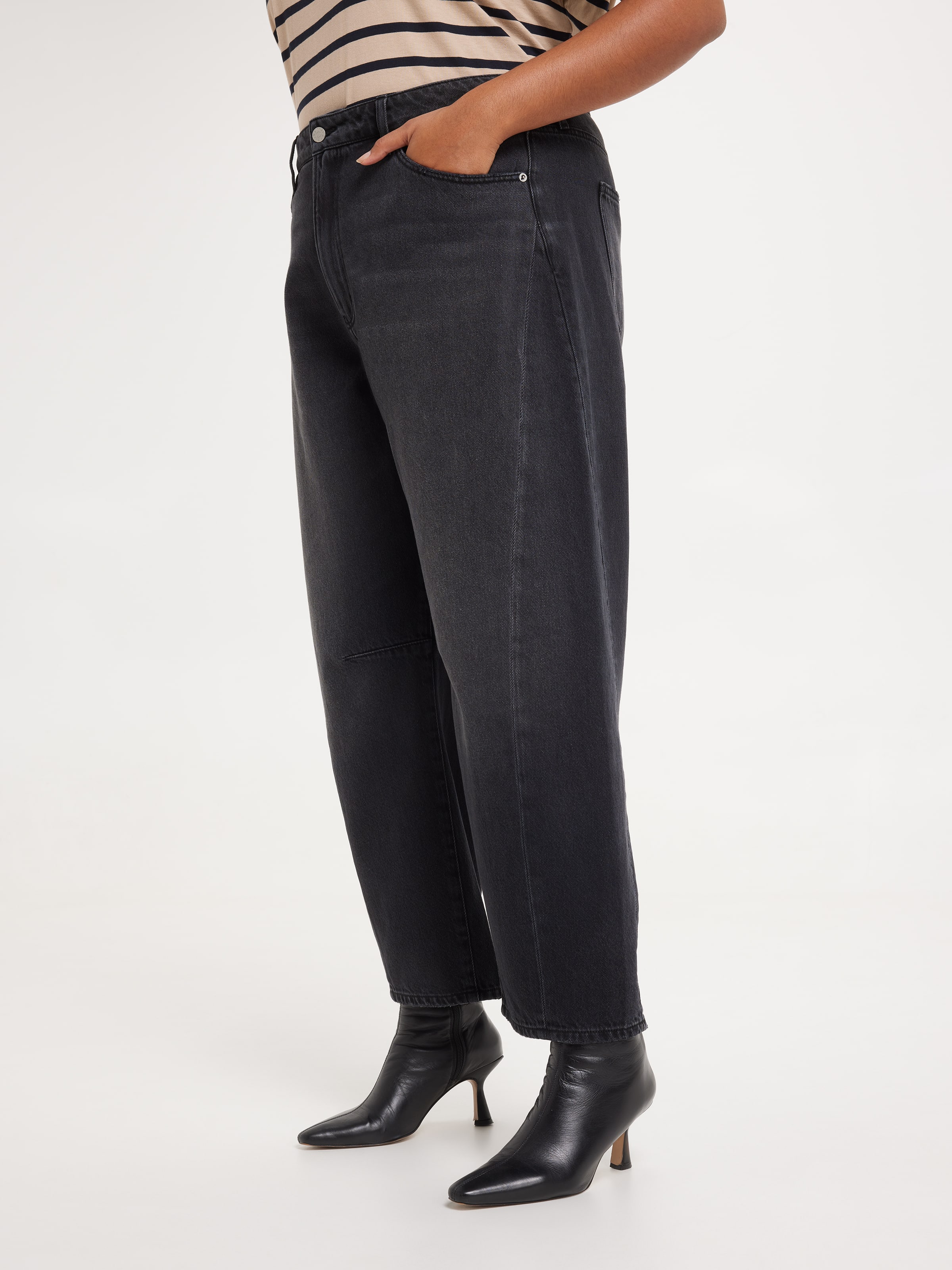 Curve Originals Darted Barrel Leg Jean