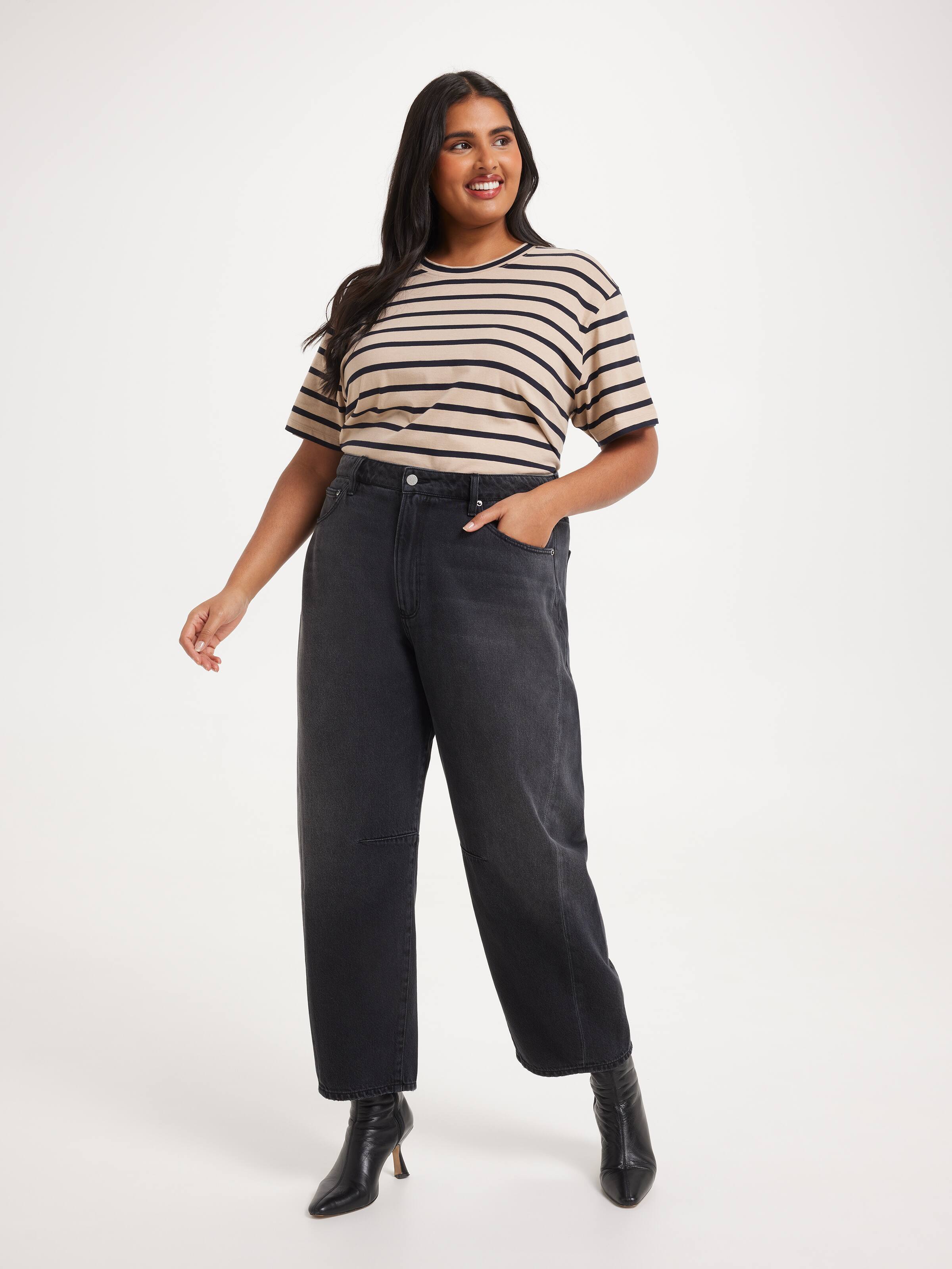 Curve Originals Darted Barrel Leg Jean