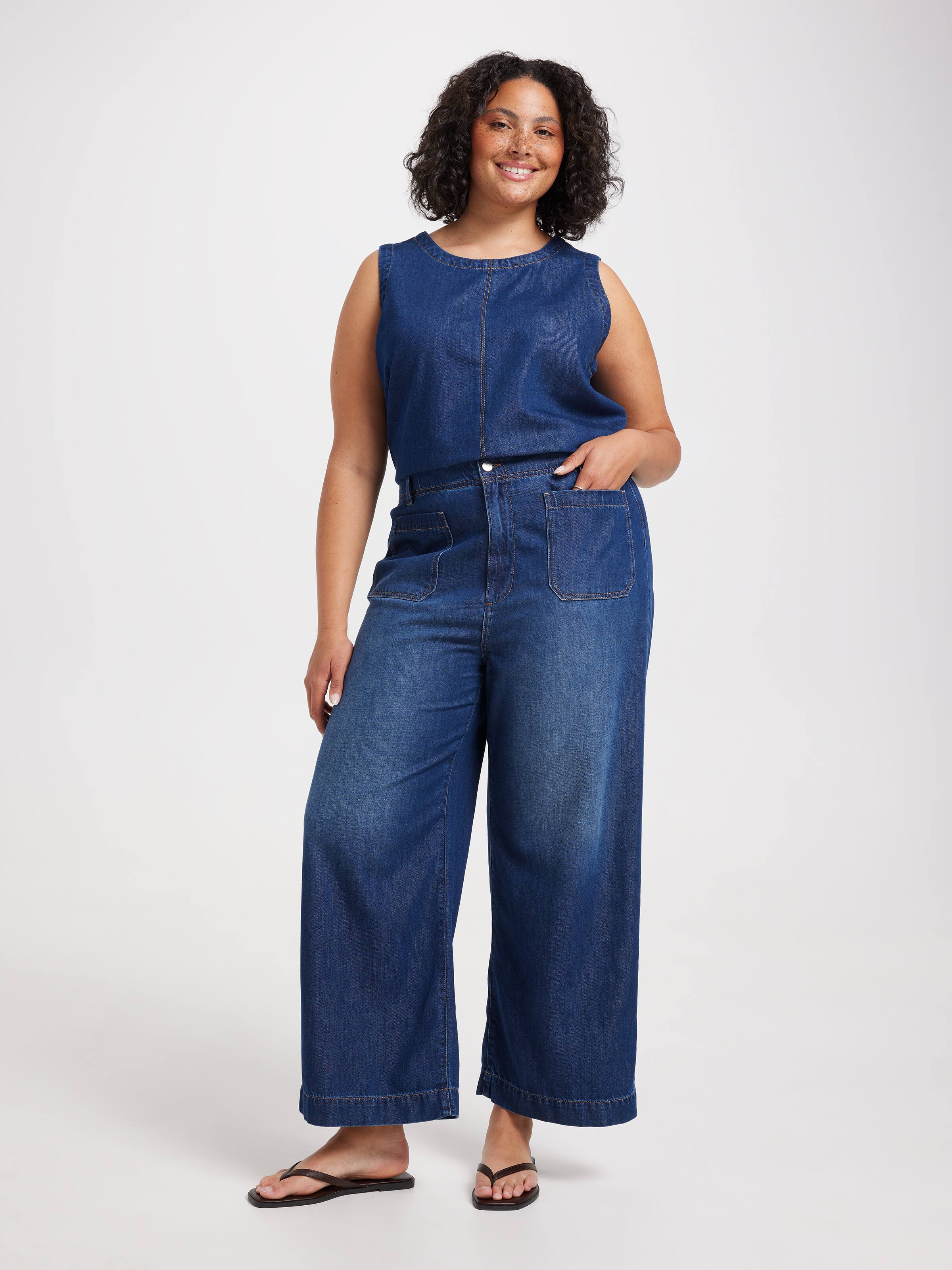 Curve Liquid Patch Pocket Pant