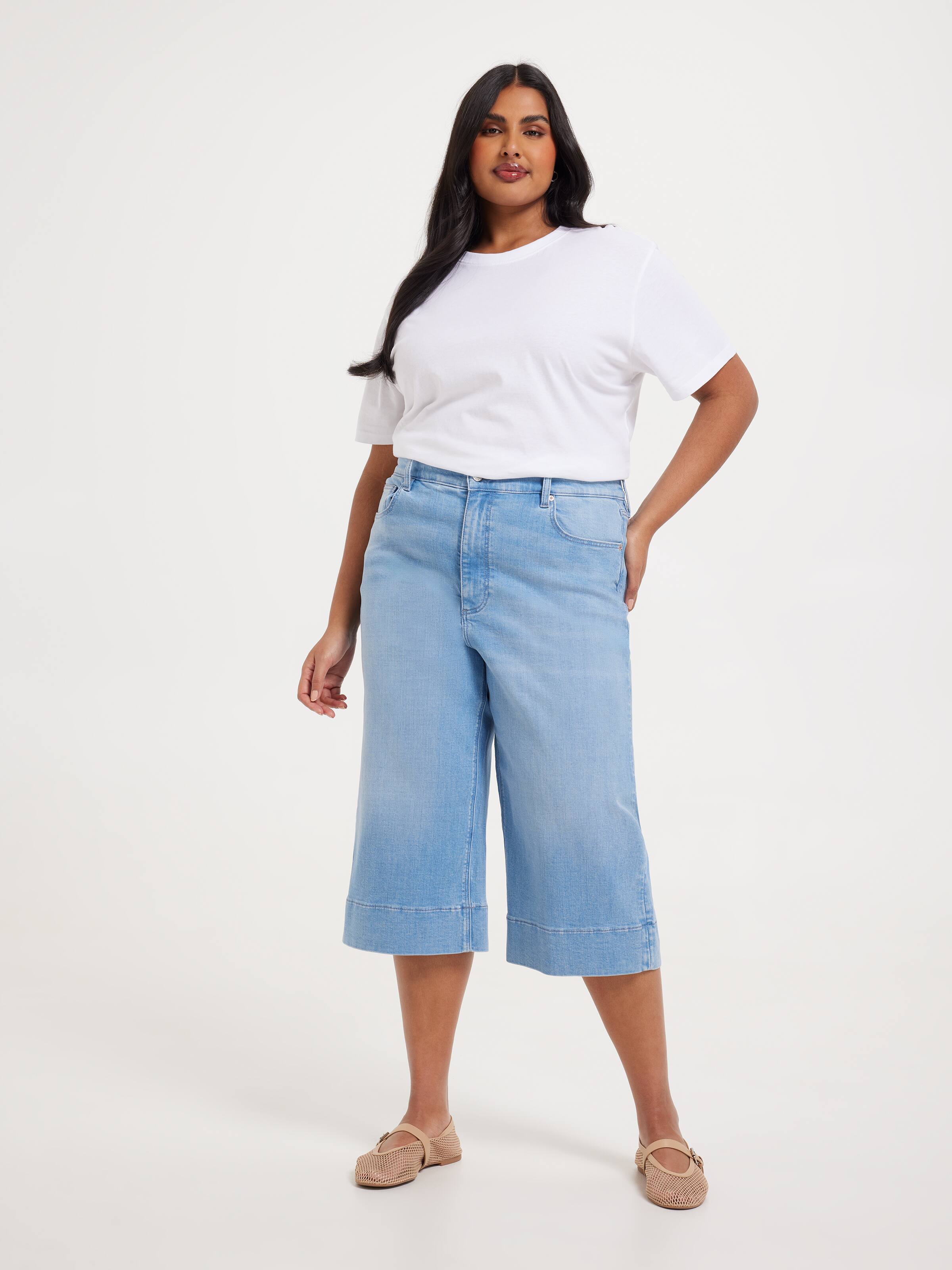 Curve Originals High Rise Wide Leg Capri