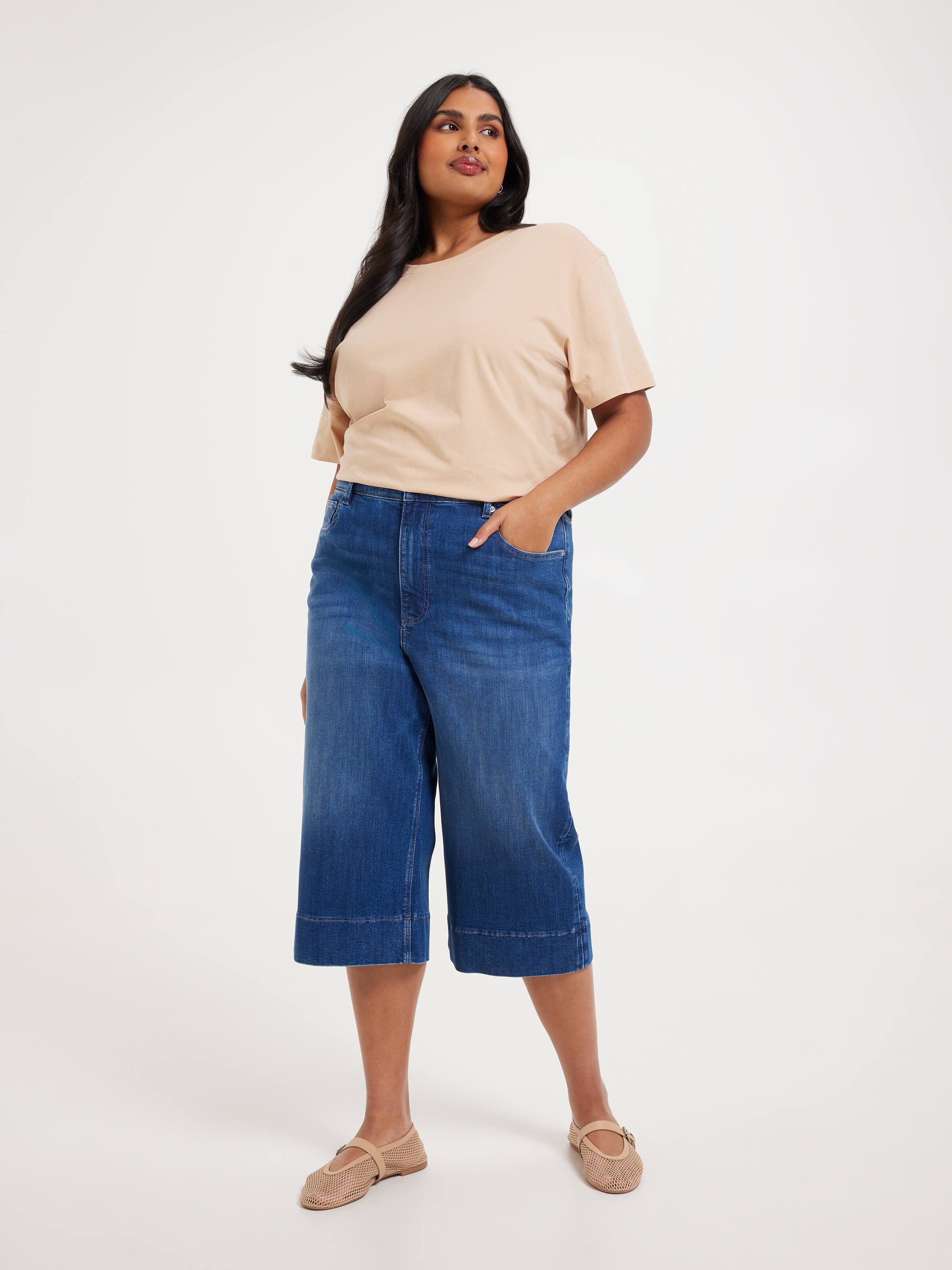 Curve Originals High Rise Wide Leg Capri