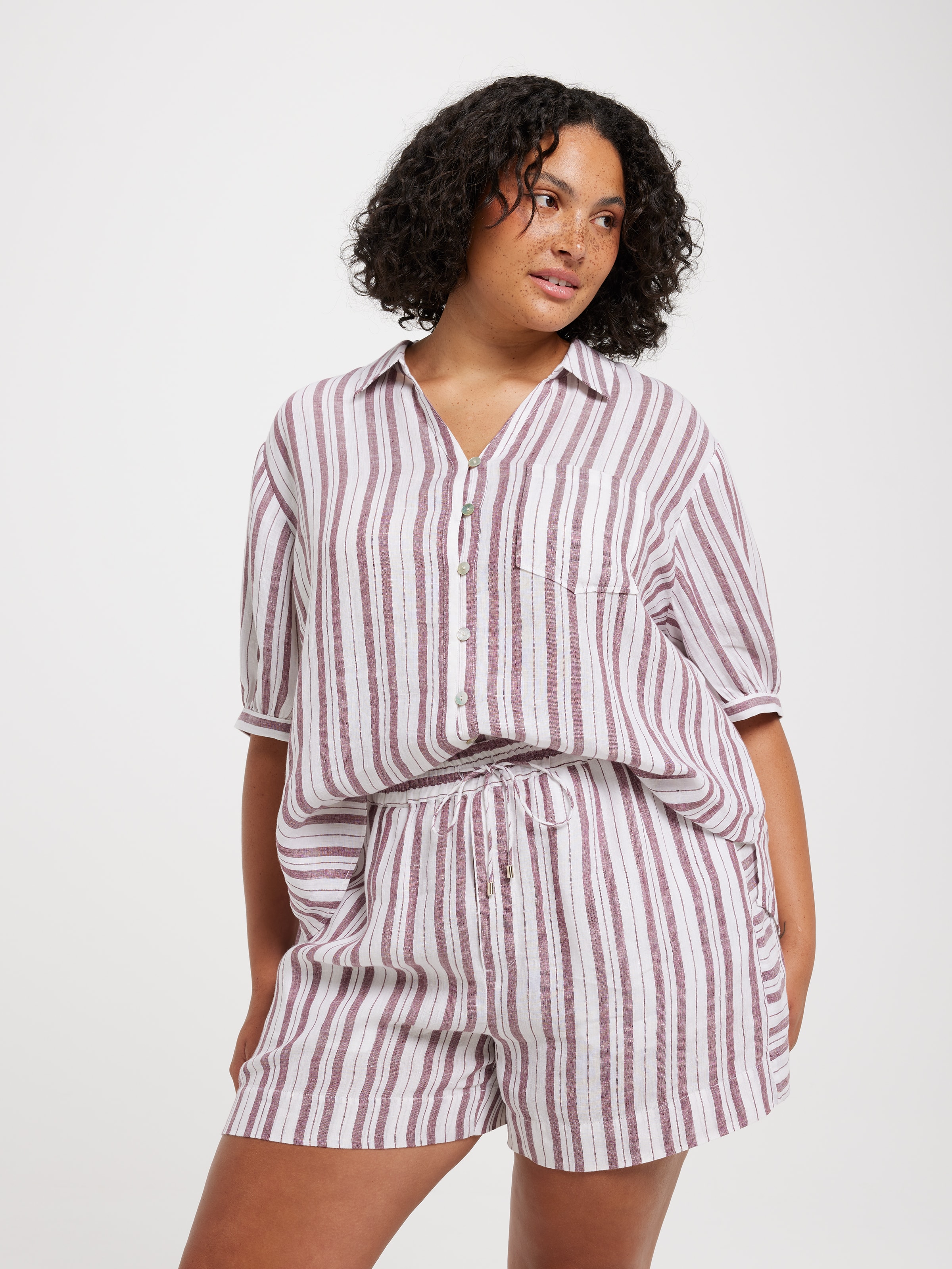 Curve Emma Jog Short