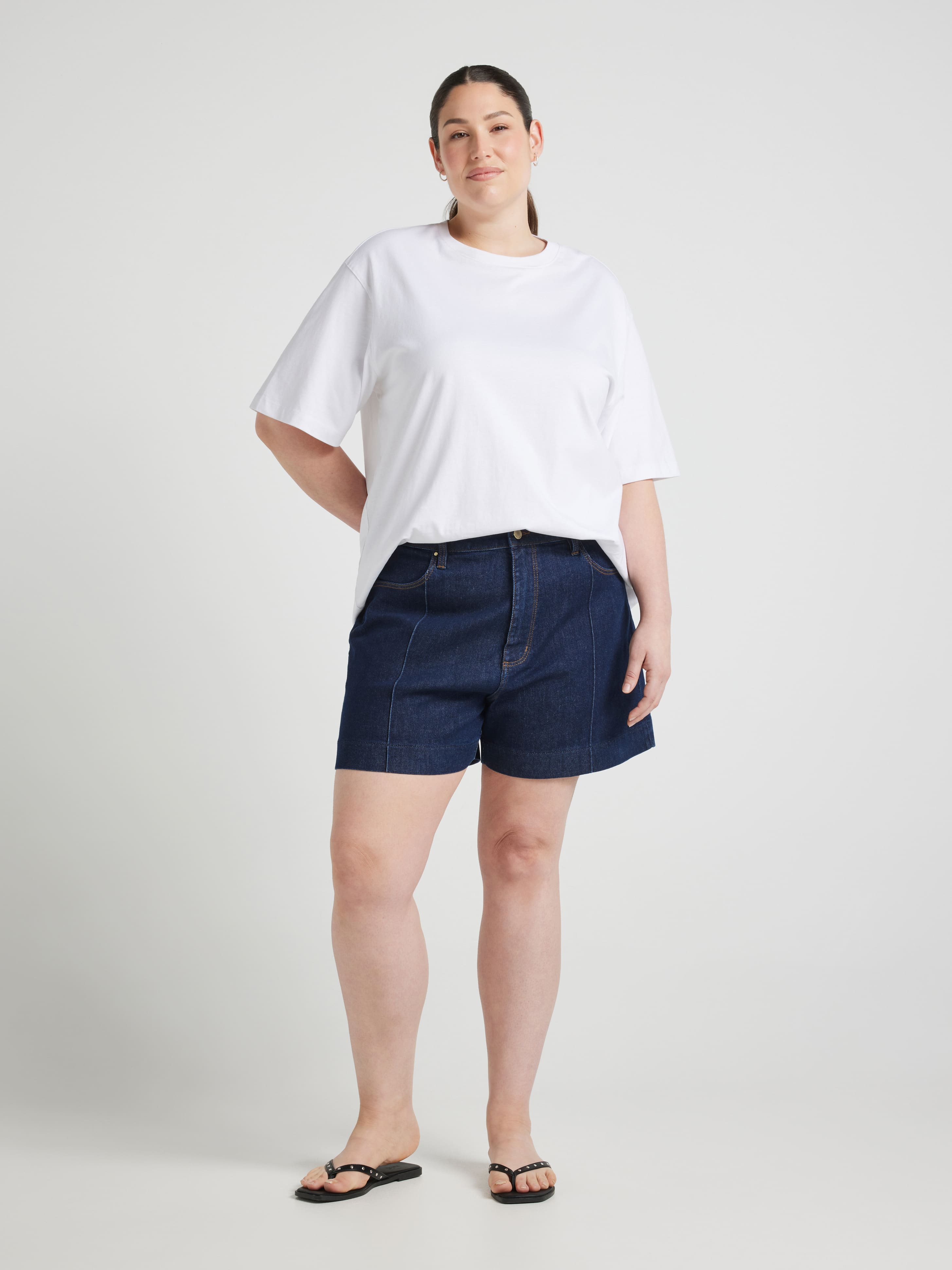 Curve Originals Pintuck A Line Short