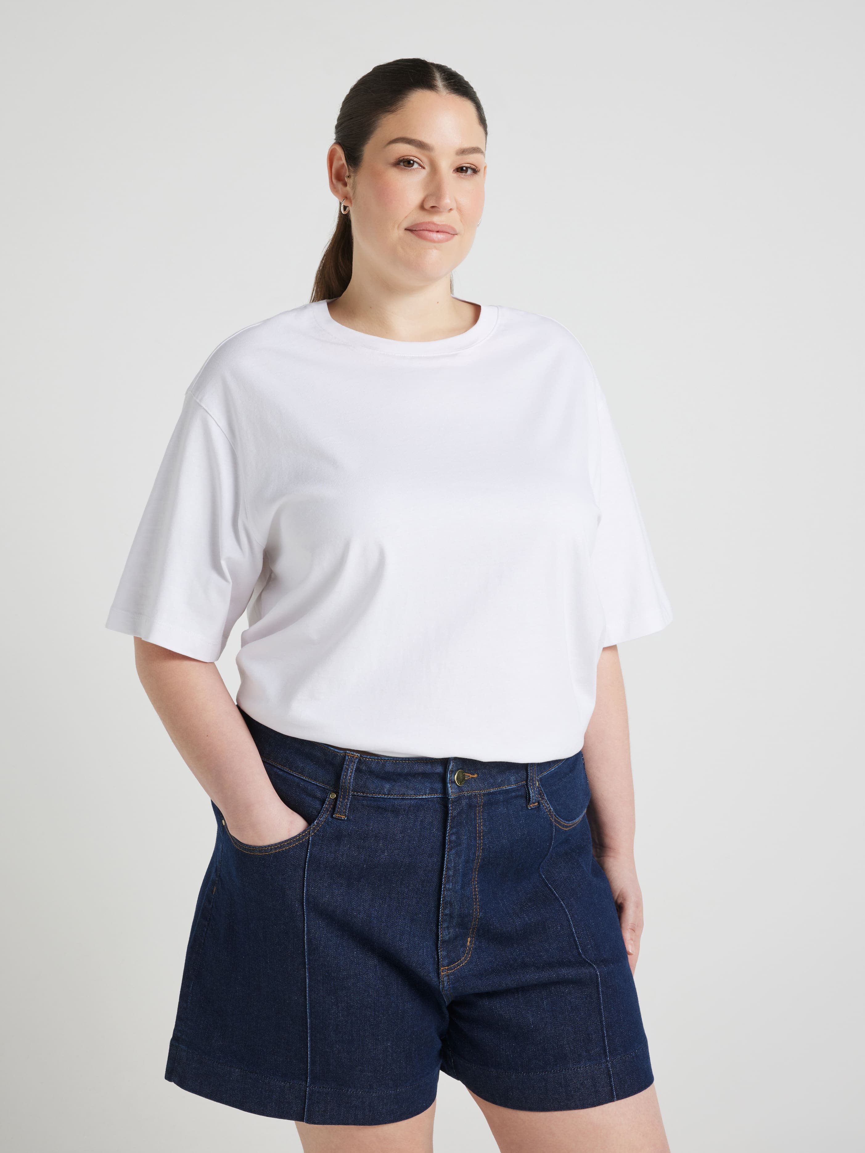Curve Originals Pintuck A Line Short
