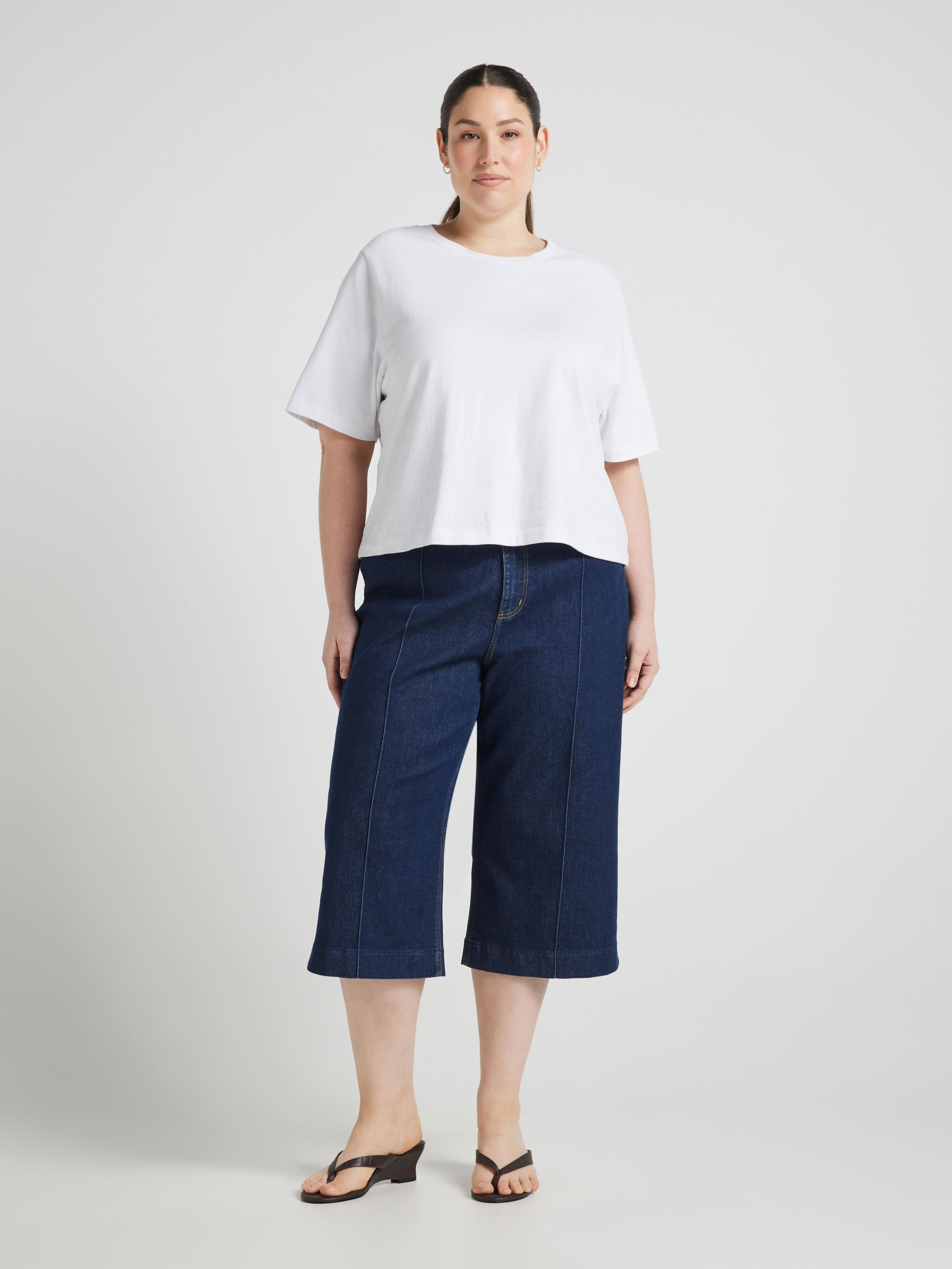 Curve Originals High Rise Pintuck Capri