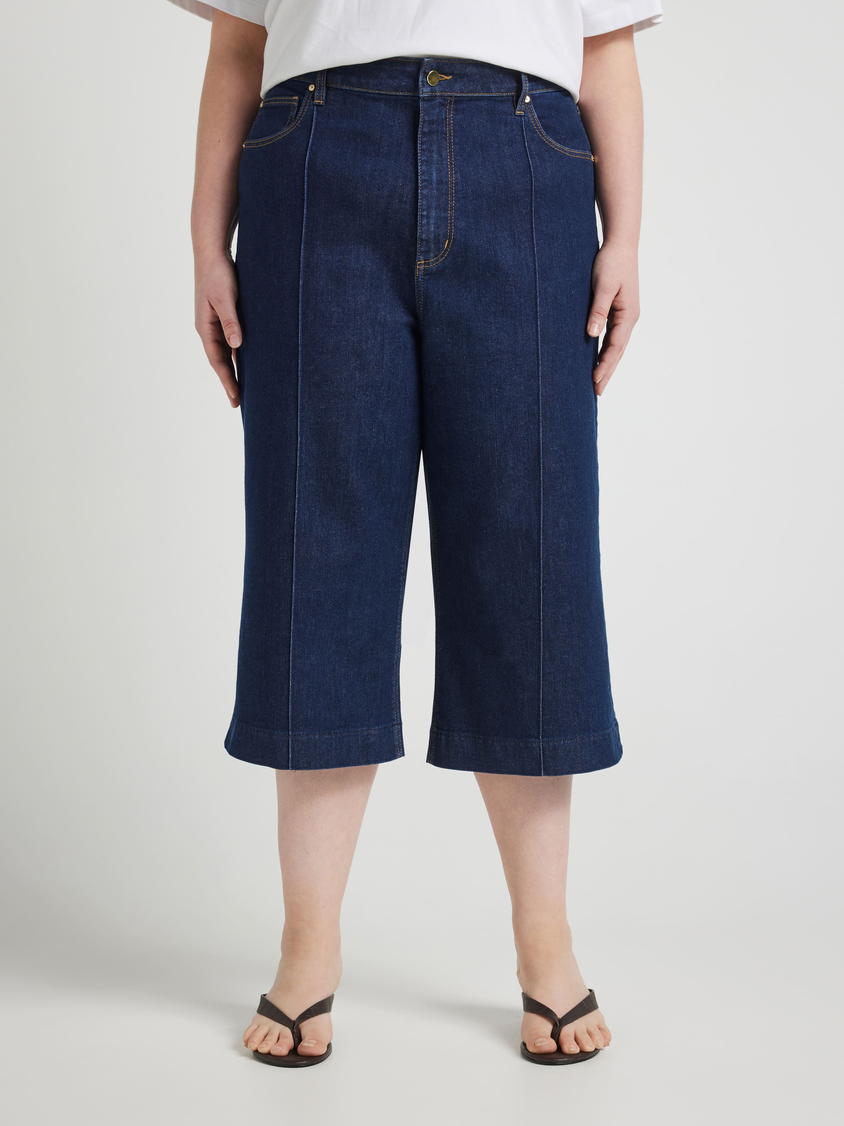 Curve Originals High Rise Pintuck Capri