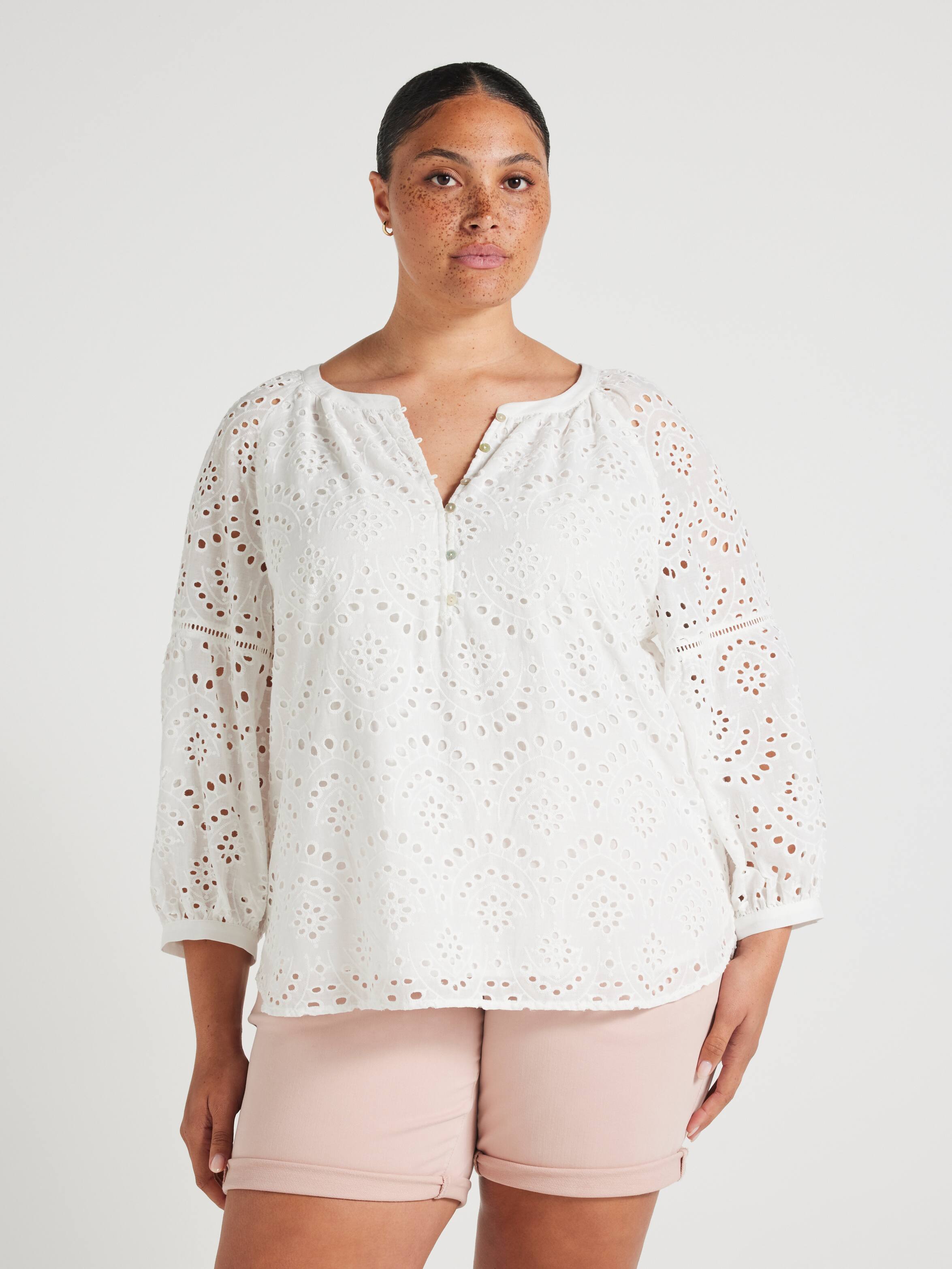 Curve Mia Textured 3/4 Sleeve Blouse