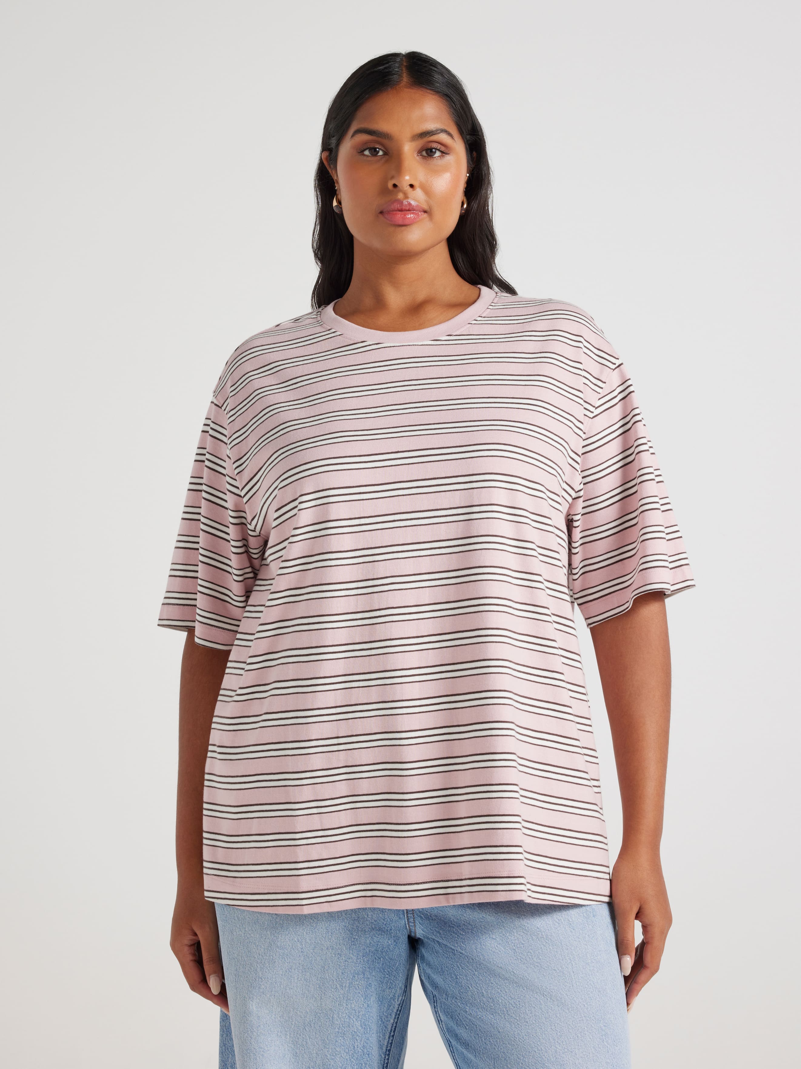 Curve Signature Tee