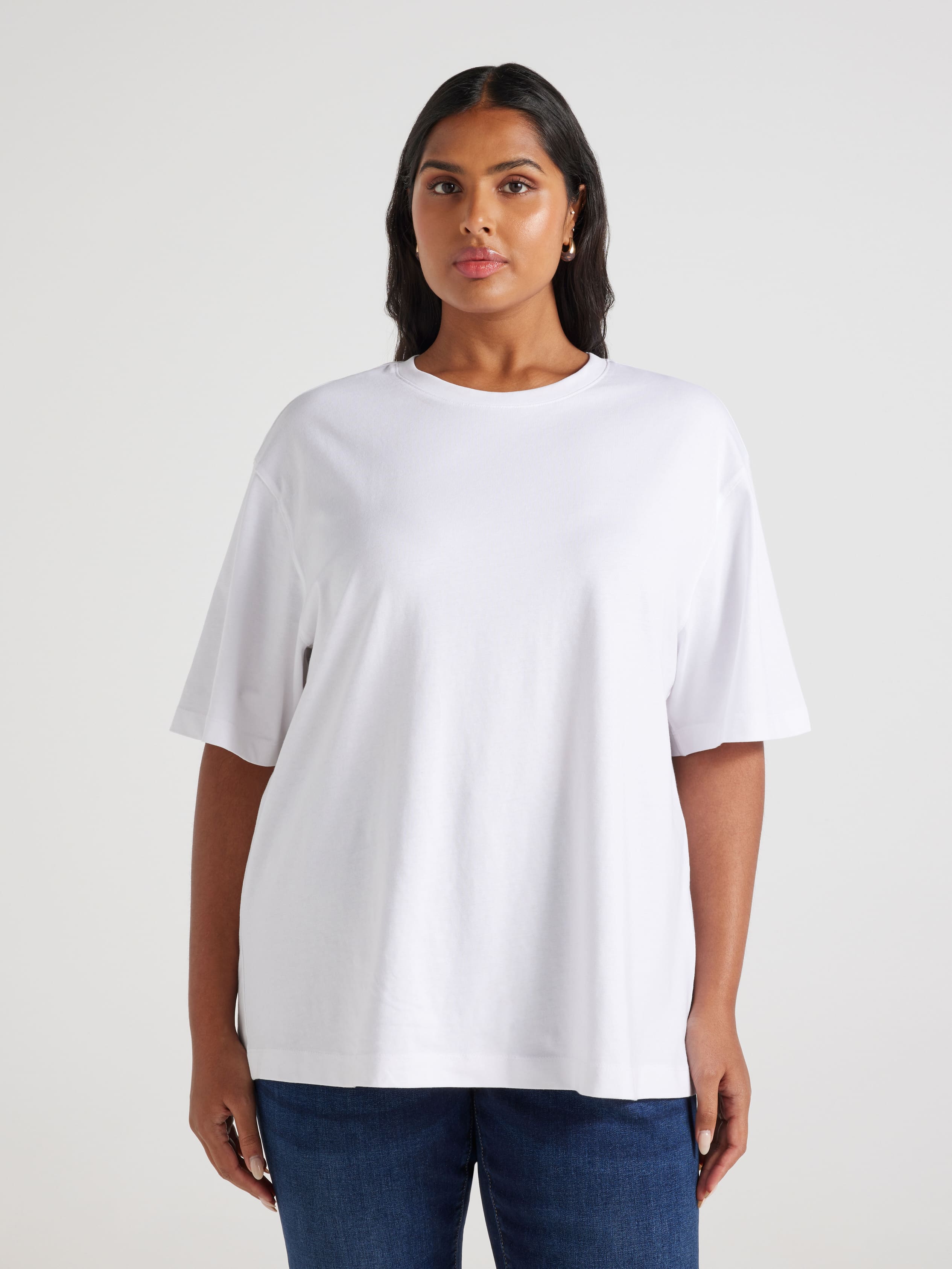 Curve Signature Tee