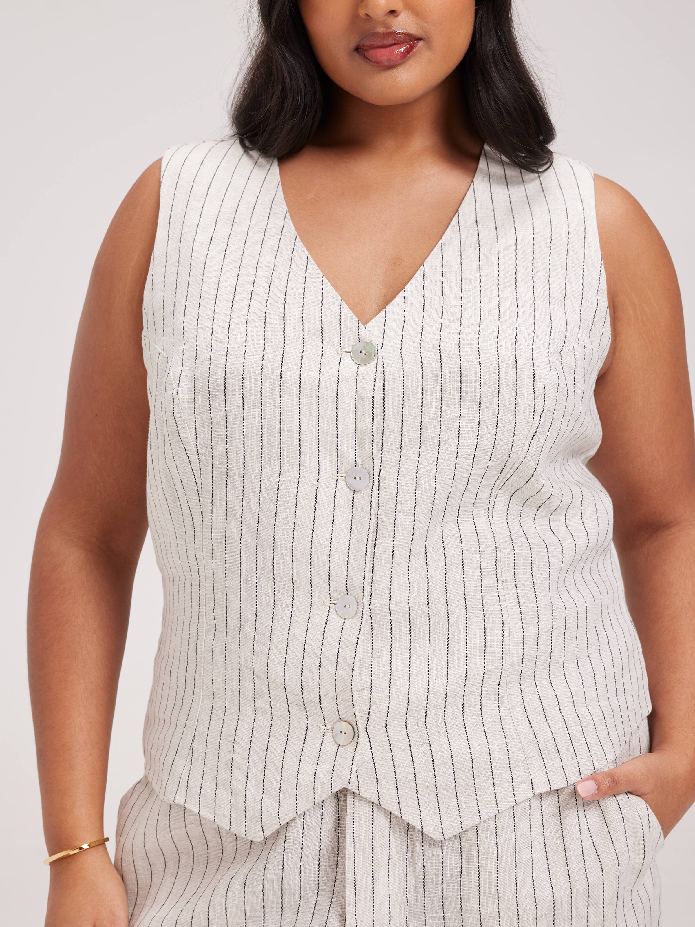 Curve Sadie Linen Vest