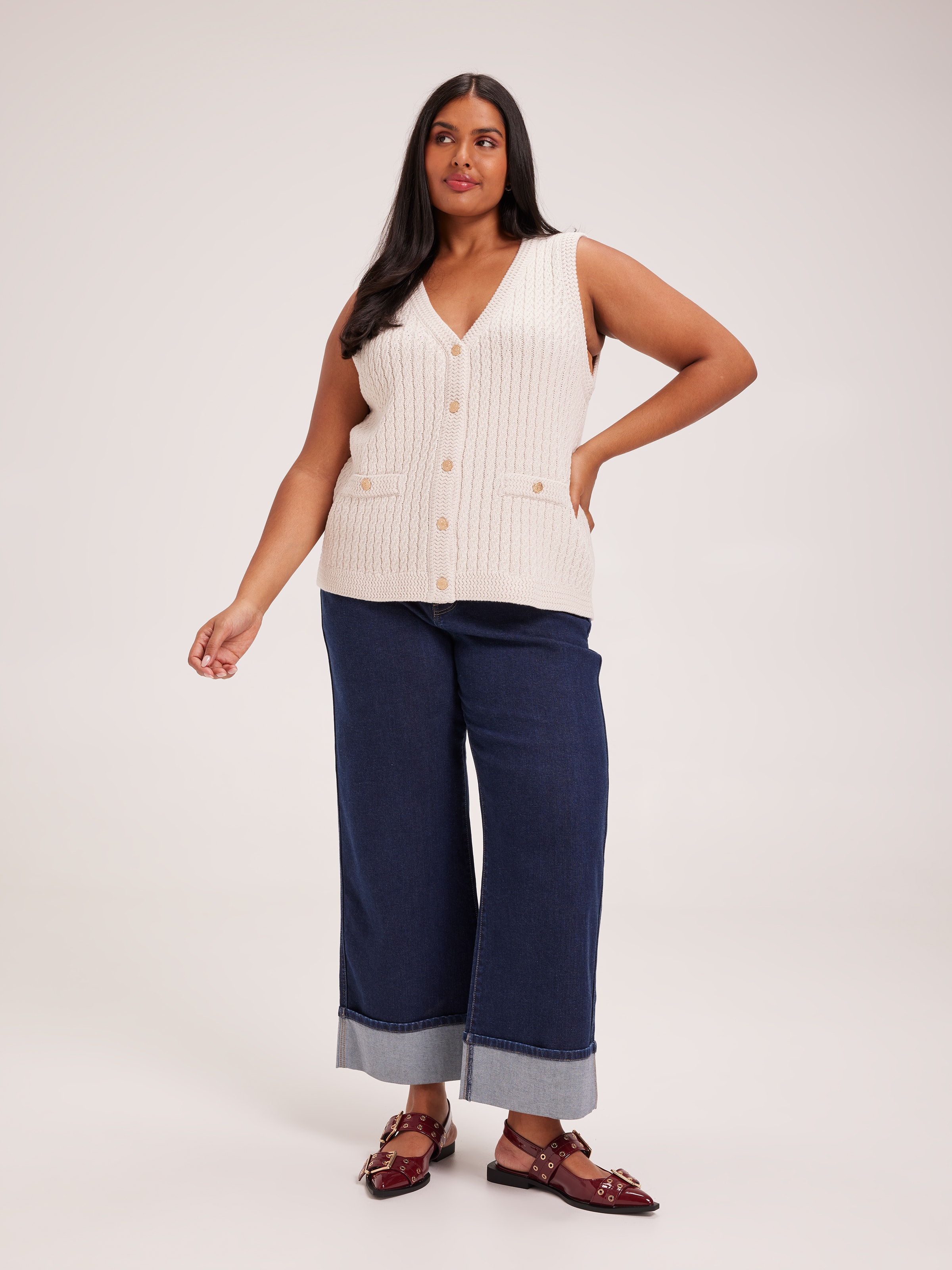 Curve Jordyn Texture V-Neck Vest