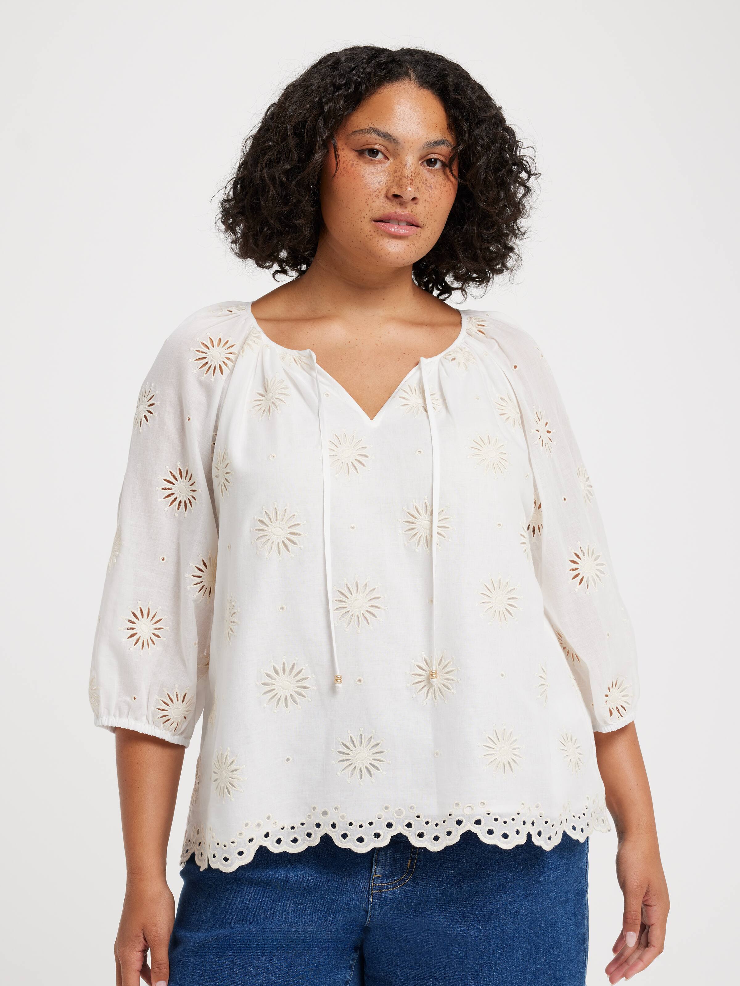 Curve Romy 3/4 Sleeve Volume Blouse