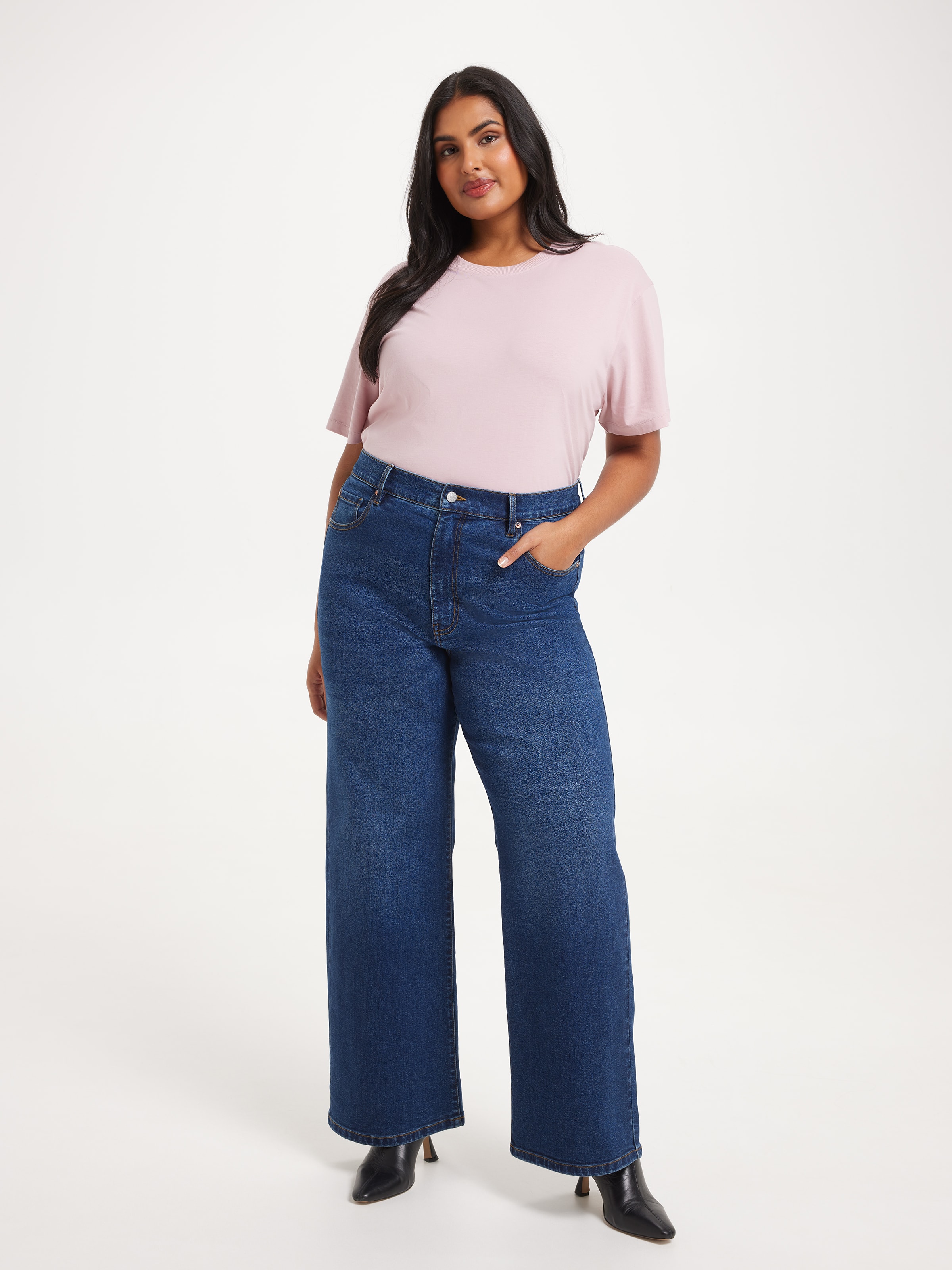 Curve Everyday Regular Tee