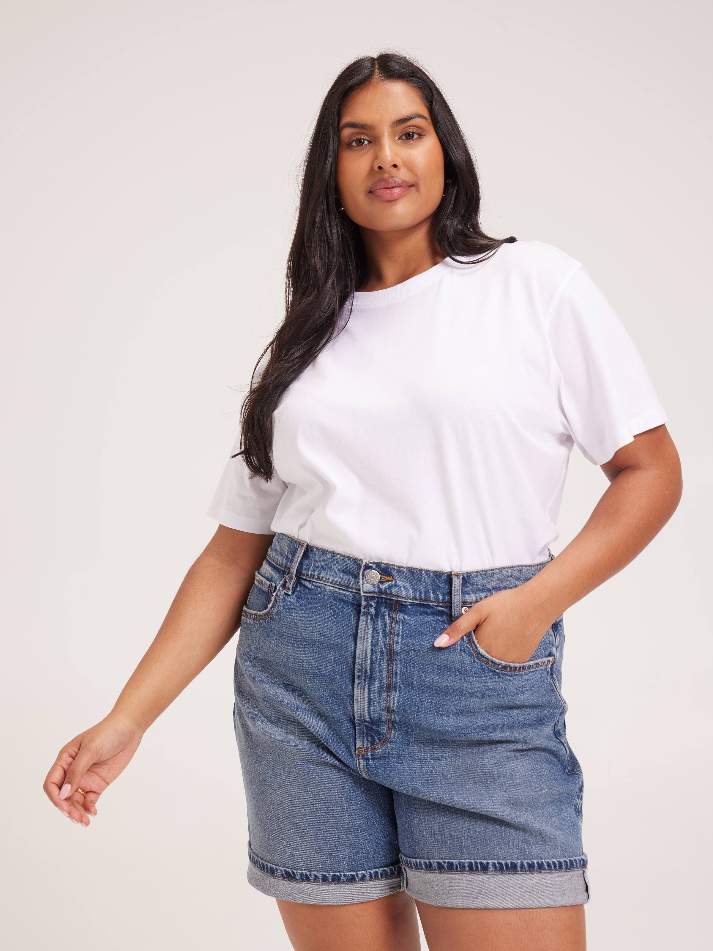 Curve Everyday Regular Tee