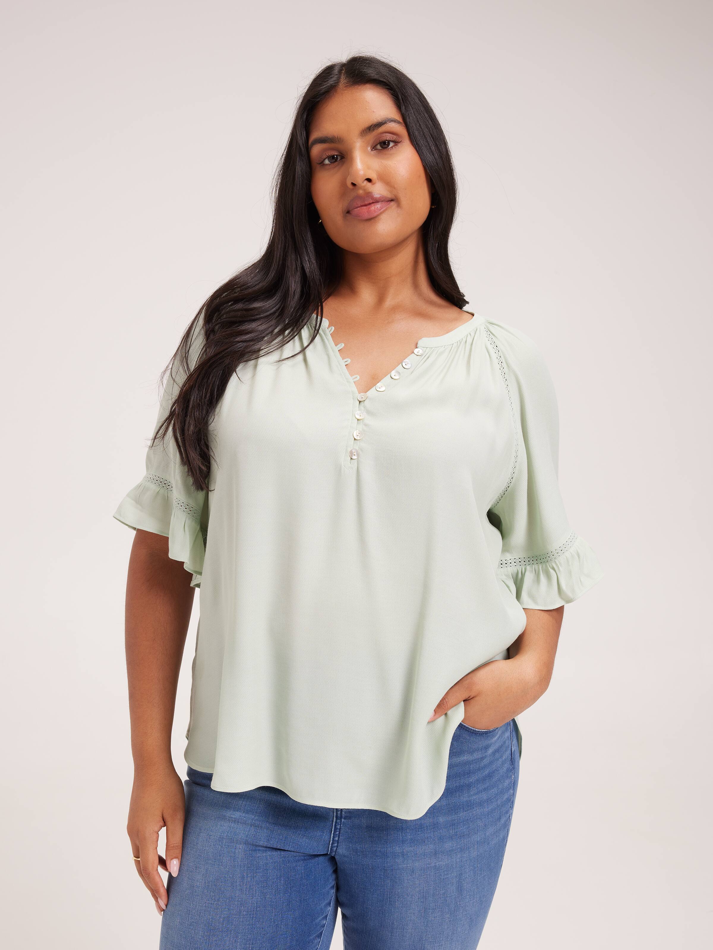 Curve Sydney Placket Front Top