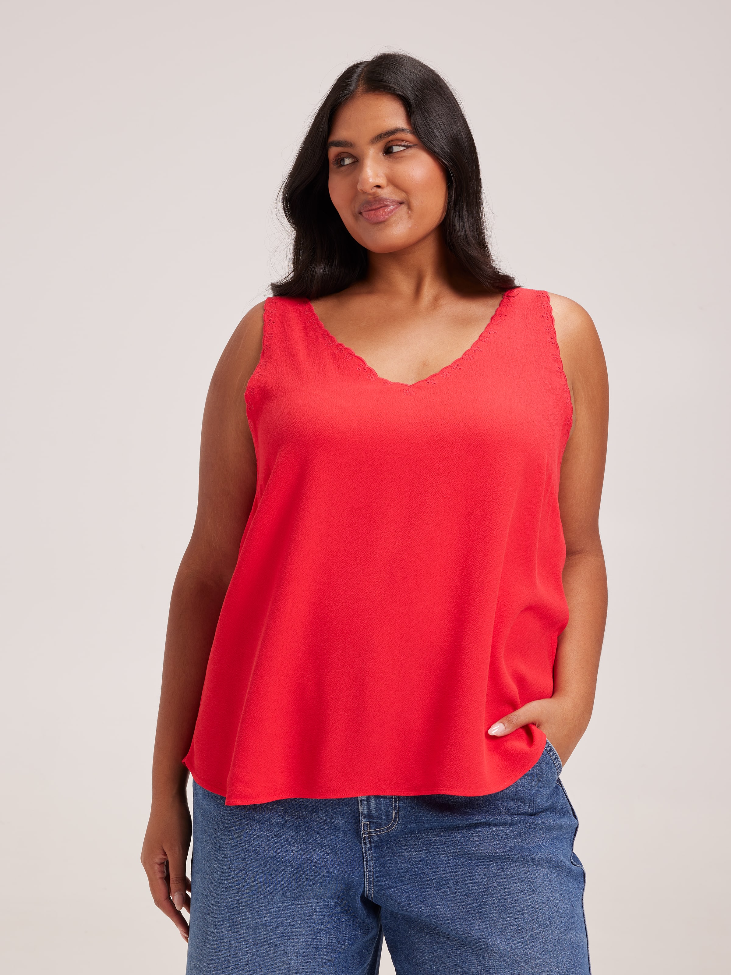 Curve Aurelia Neck Tank