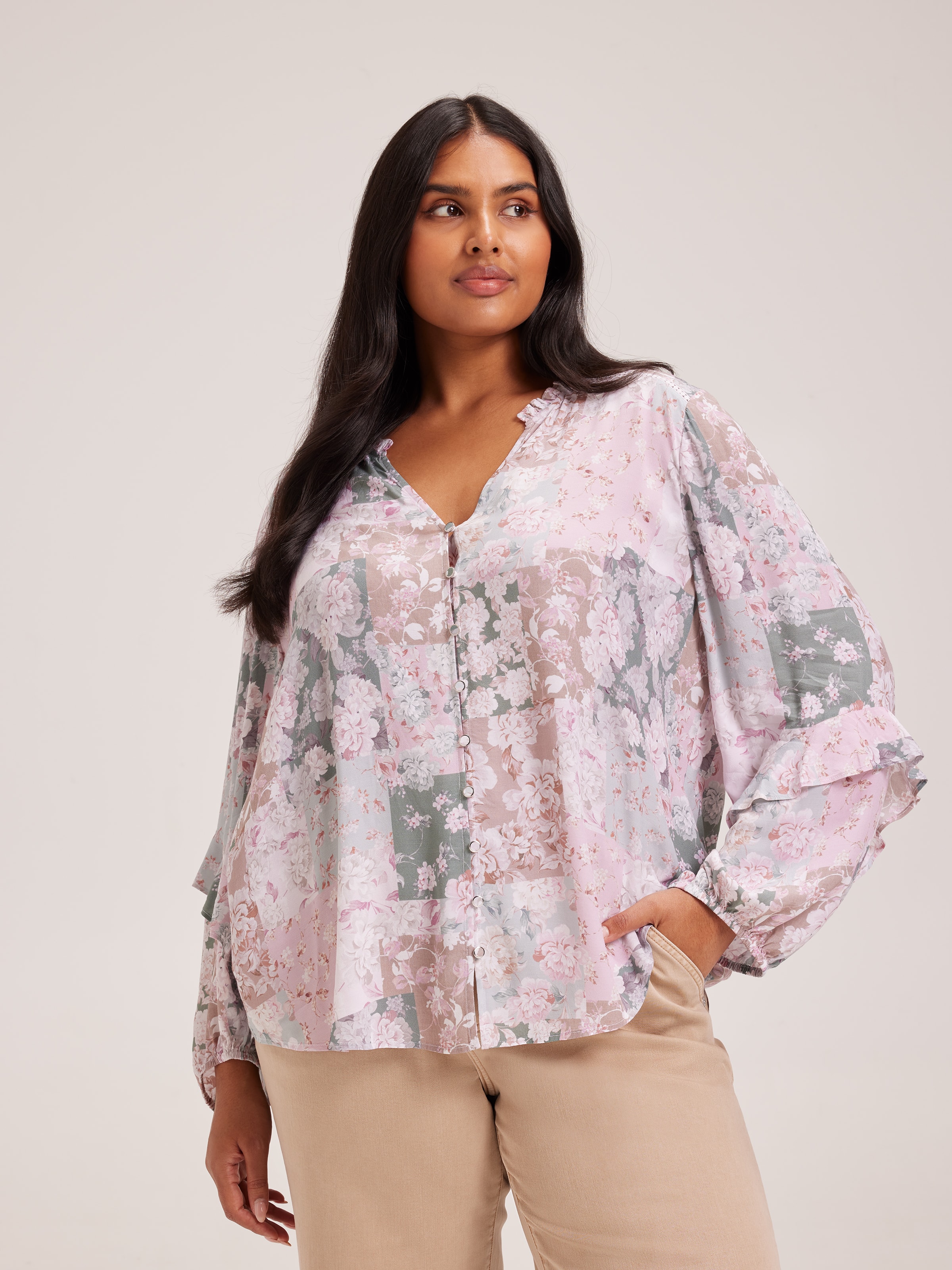 Curve Ivana Frill Sleeve Blouse