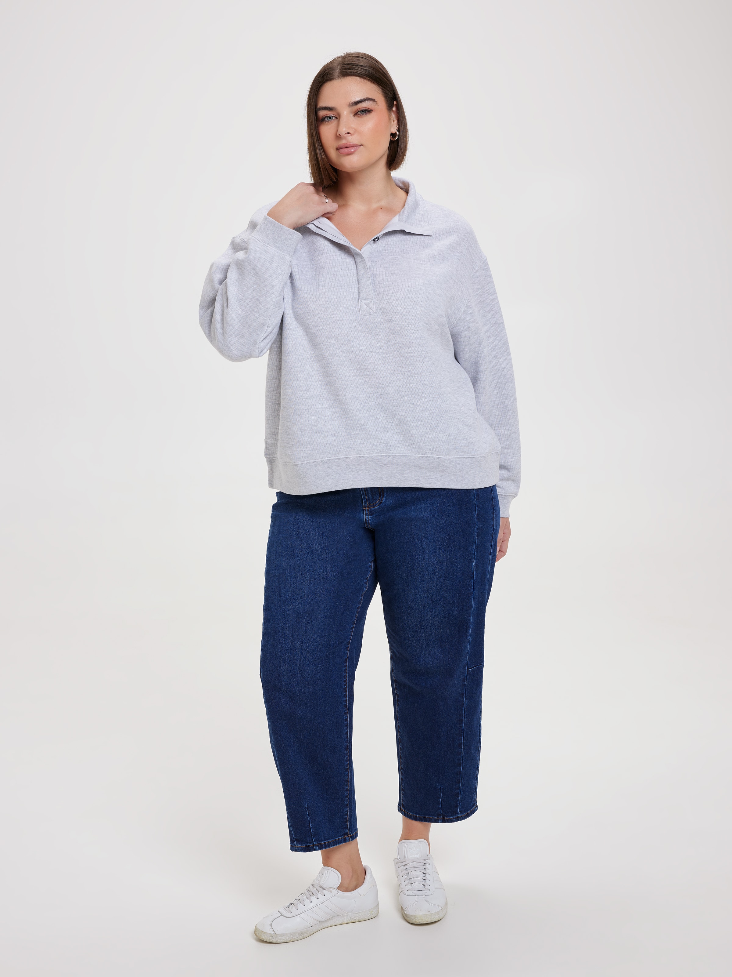 Curve Phoebe Button Sweat