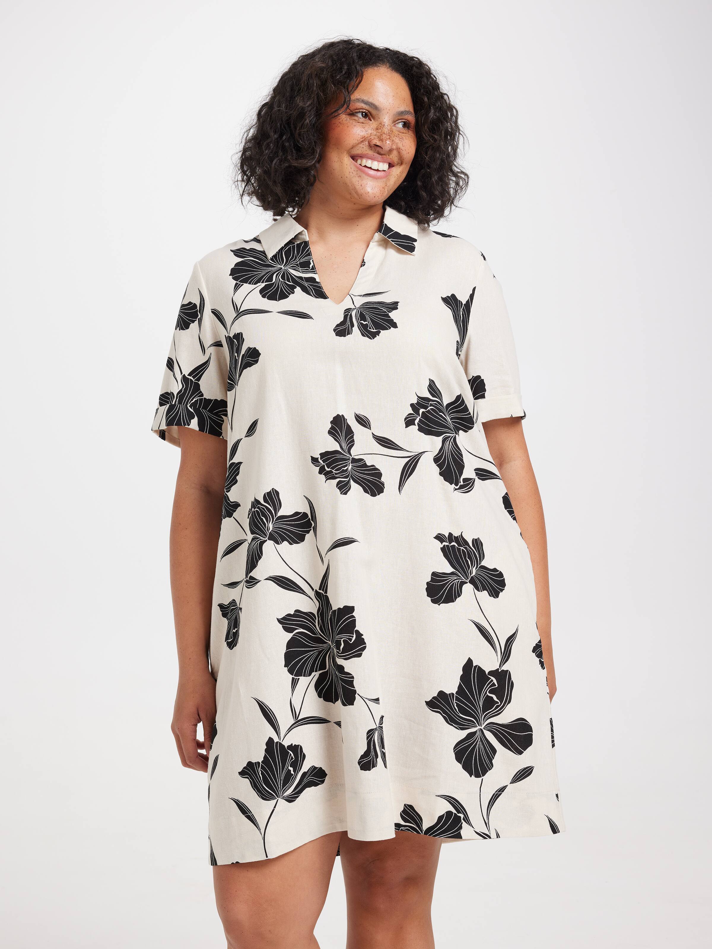 Curve Andy Popover Dress