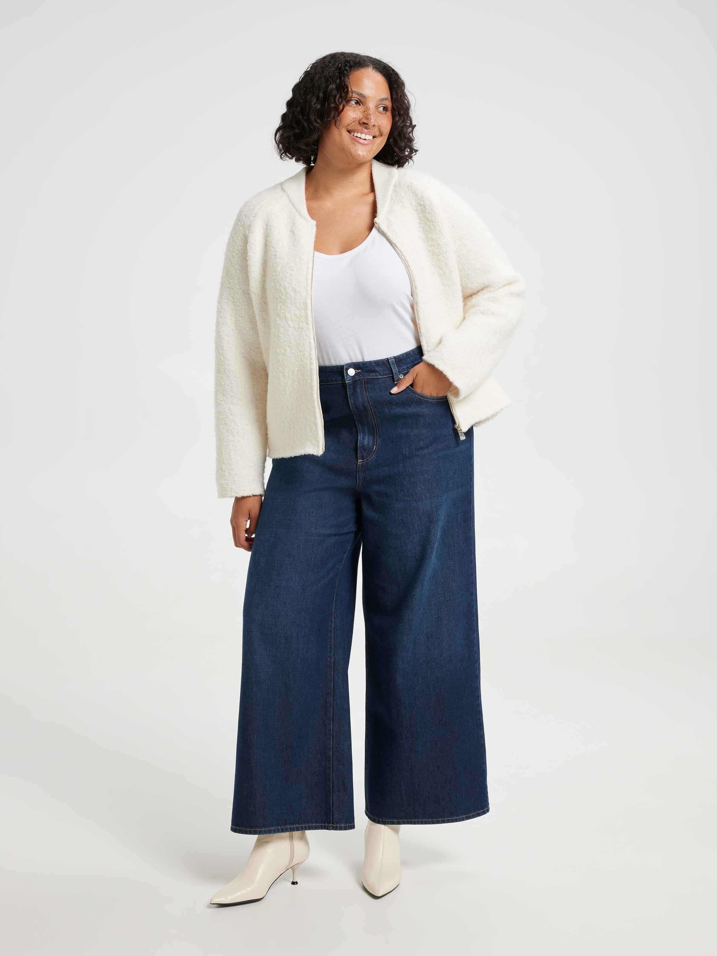 Curve Bree Boucle Knit Bomber
