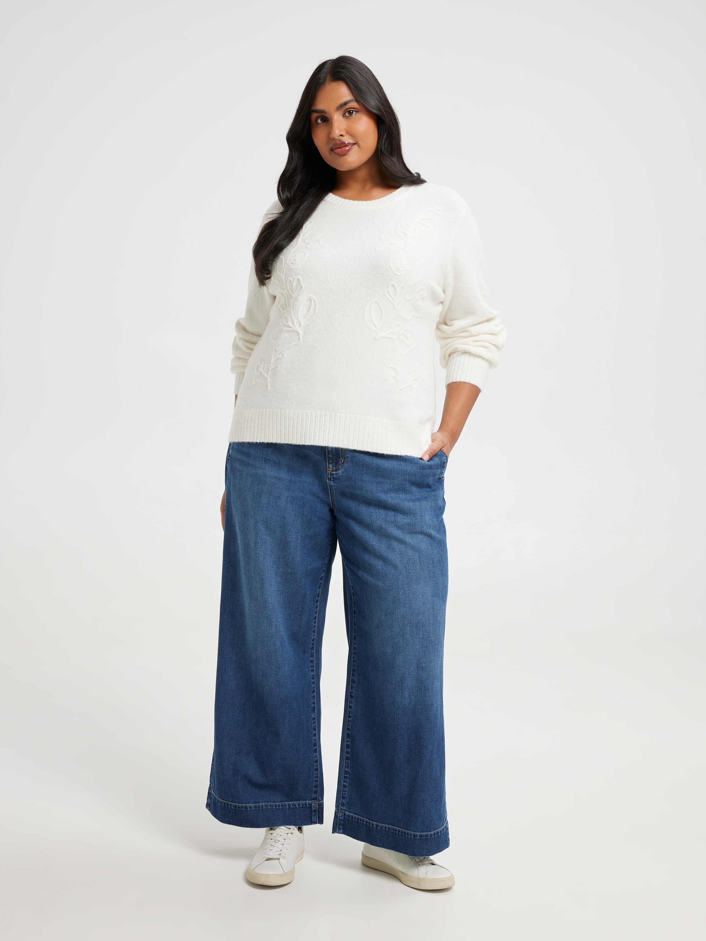 Curve Annabelle Flower Embroidery Pullover