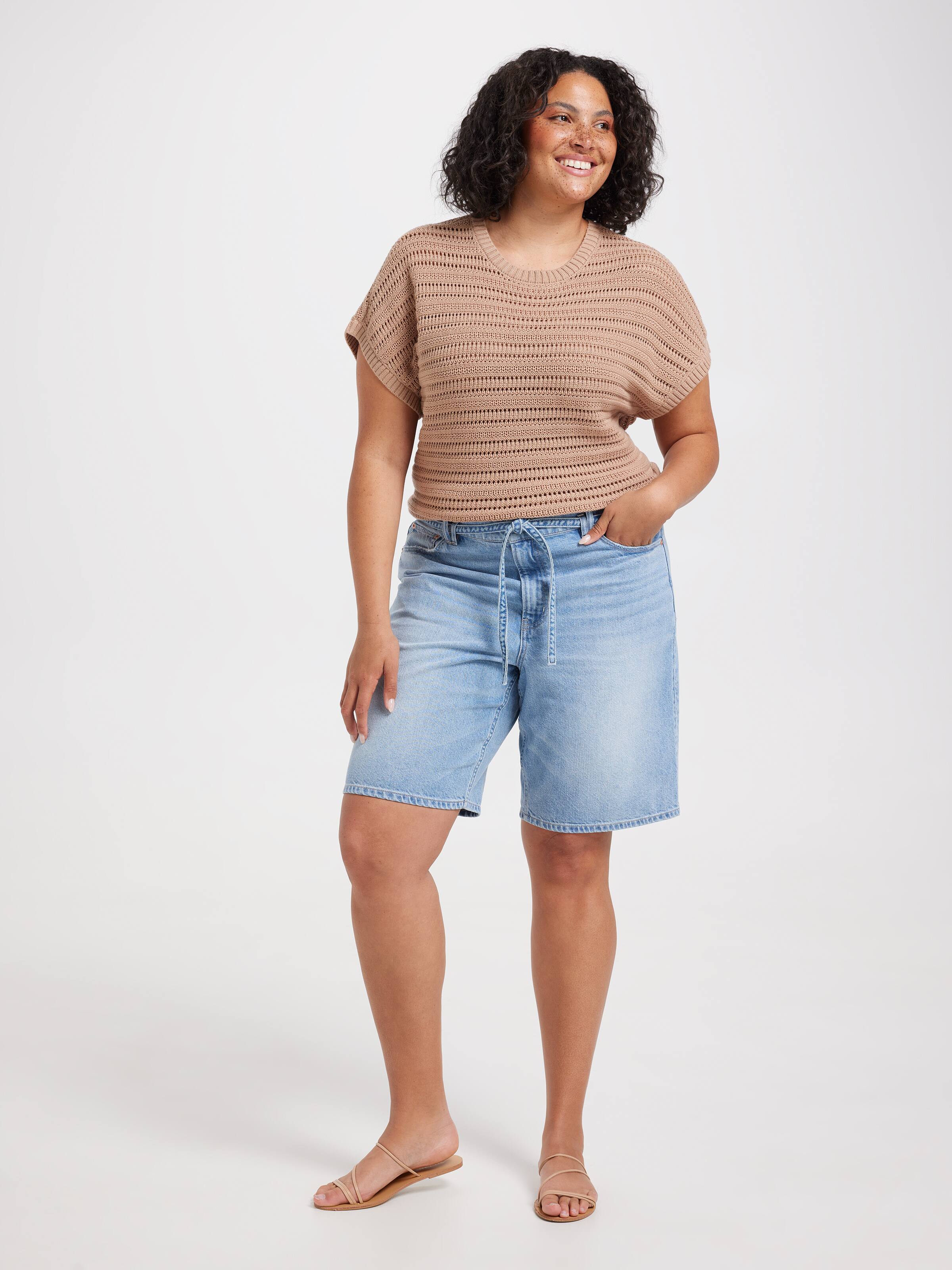 Curve Kendall Extended Sleeve Knit Top