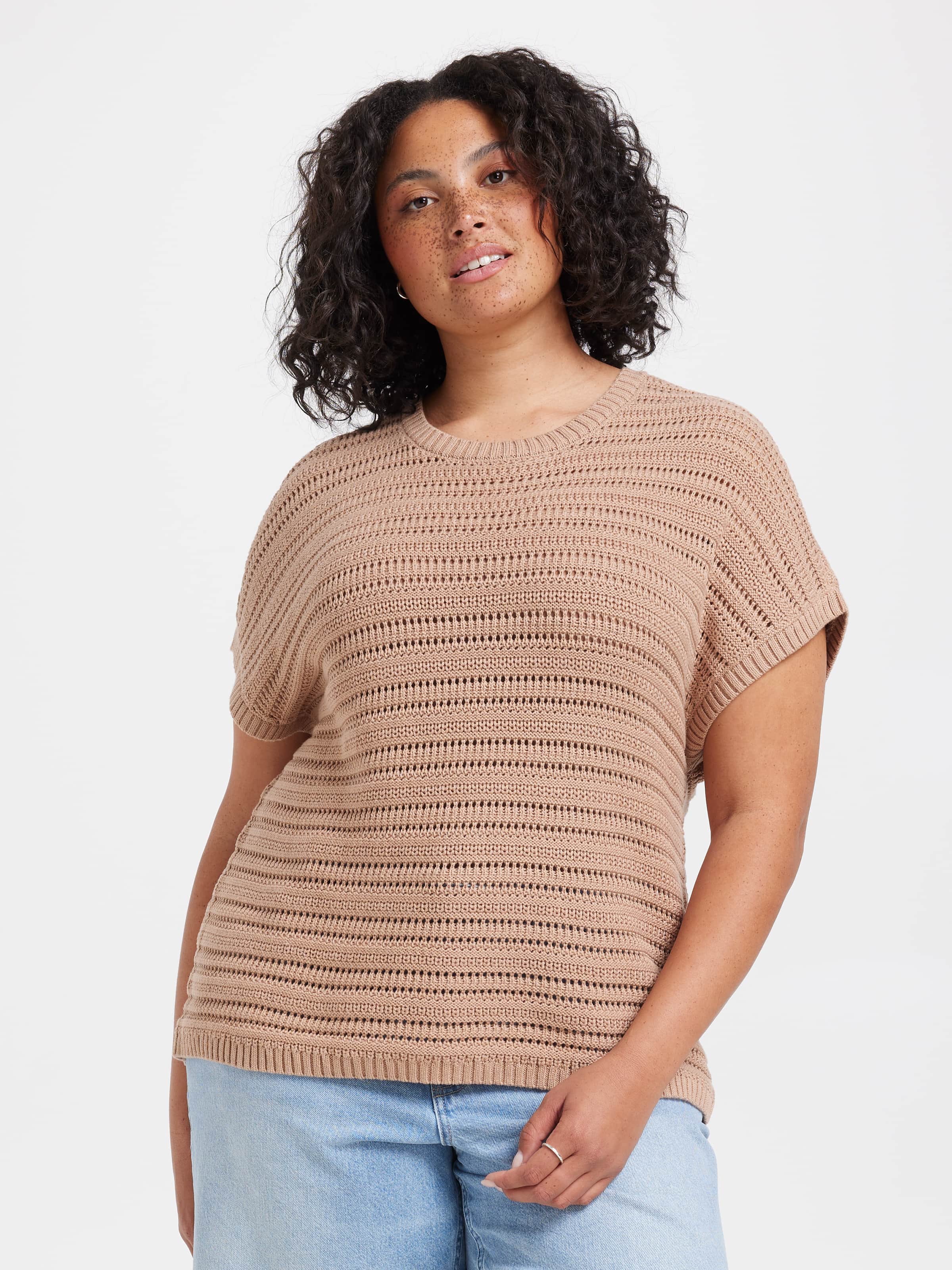 Curve Kendall Extended Sleeve Knit Top