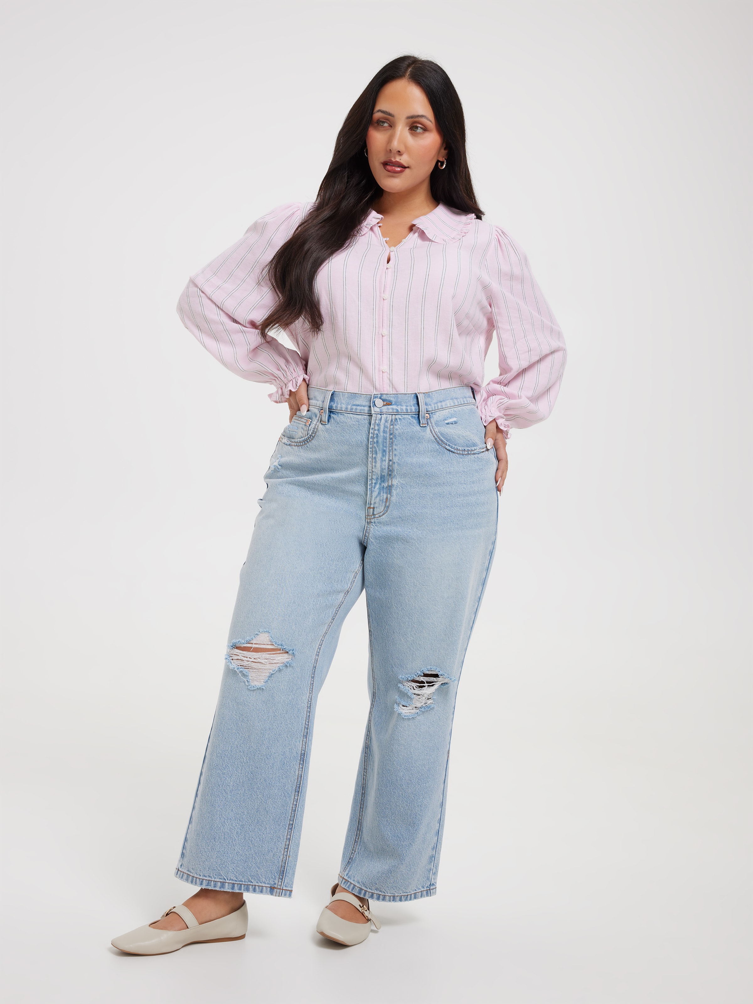 Curve Dorothy Ruffle Collar Blouse