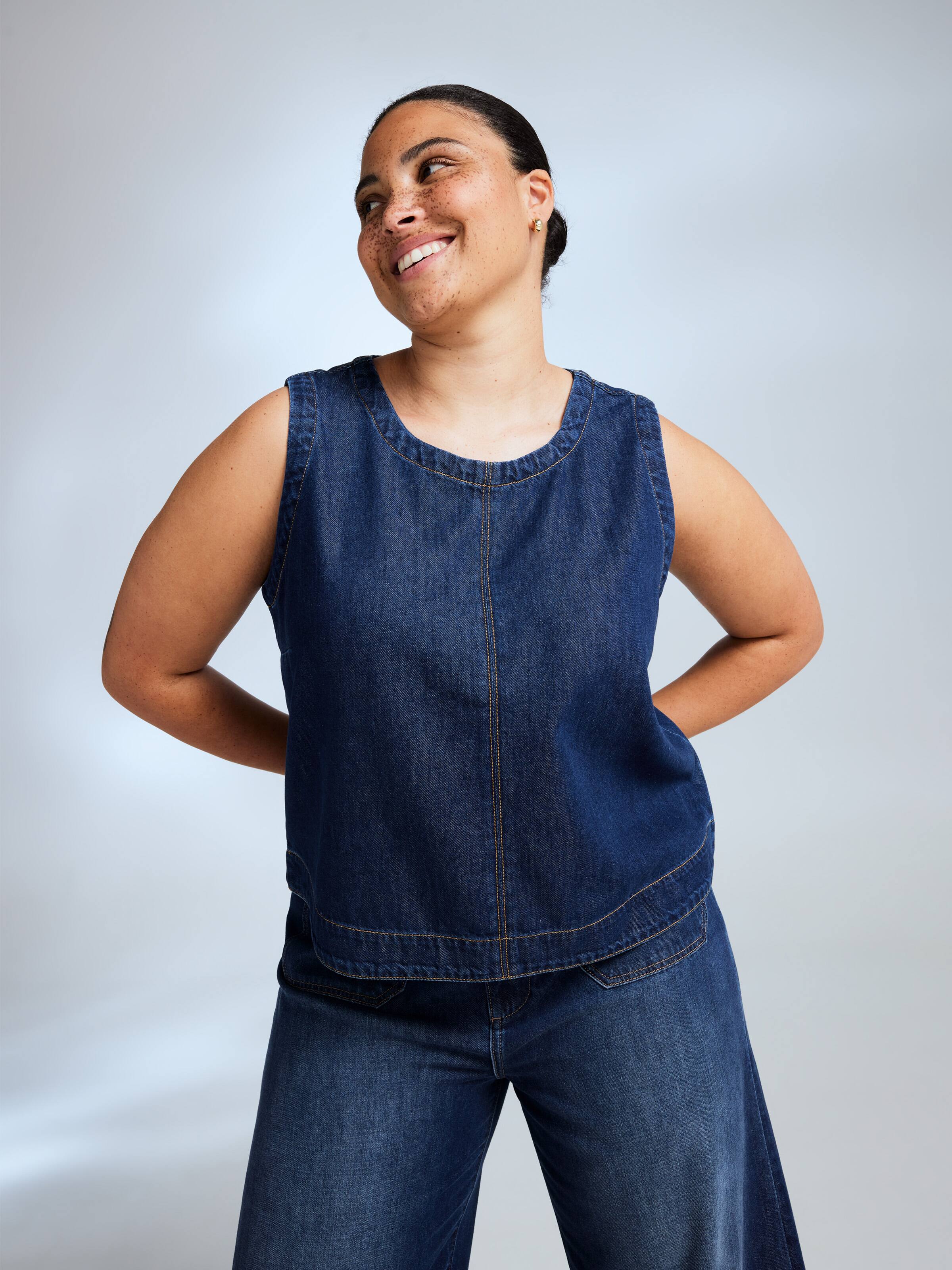 Curve Liquid Denim Tank