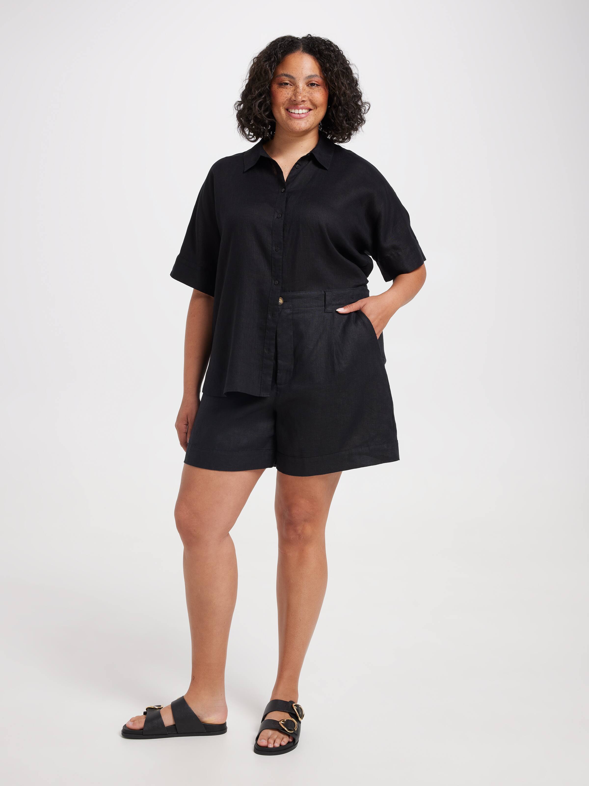 Curve Leslee Short Sleeve Shirt