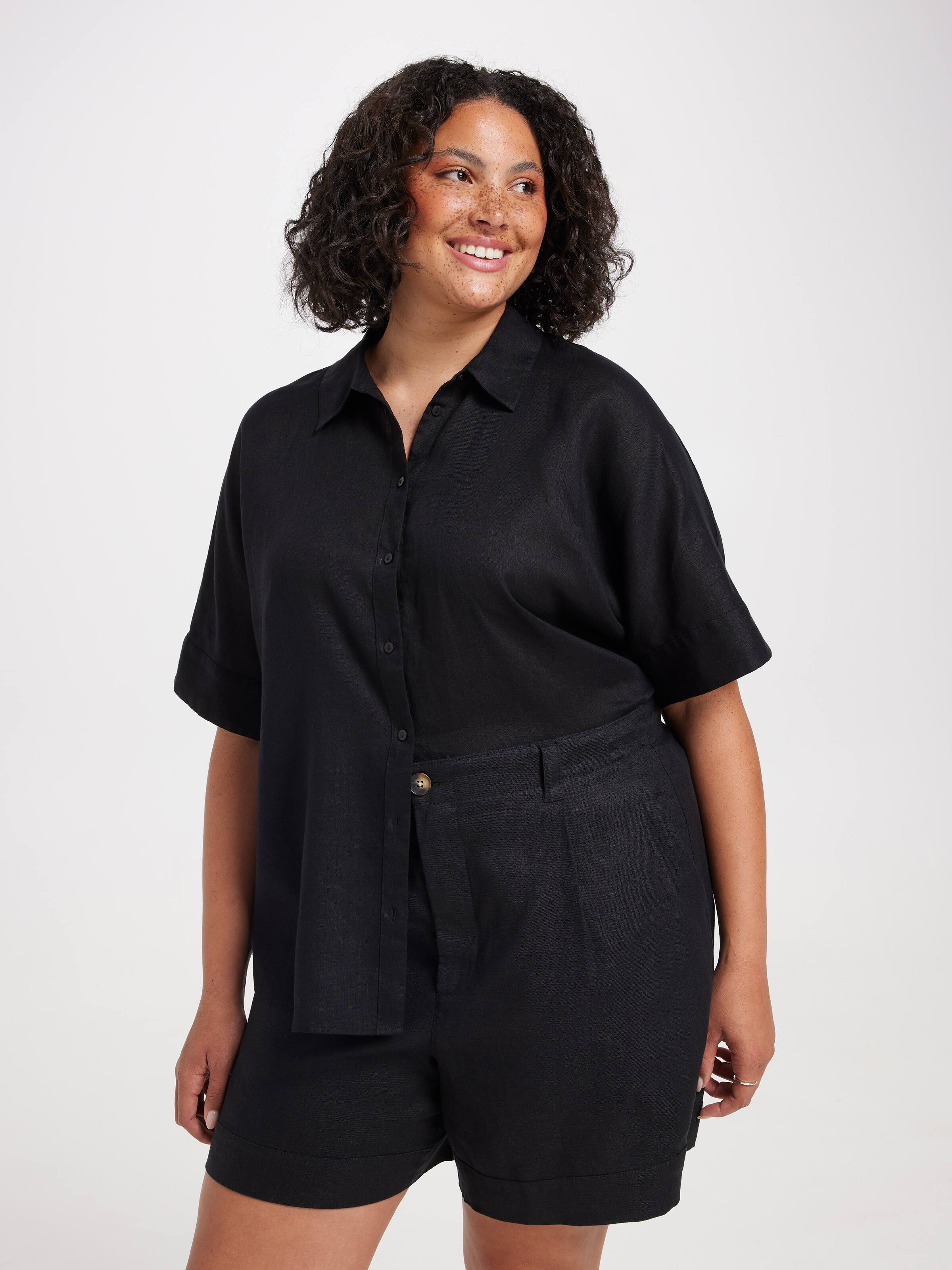 Curve Leslee Short Sleeve Shirt