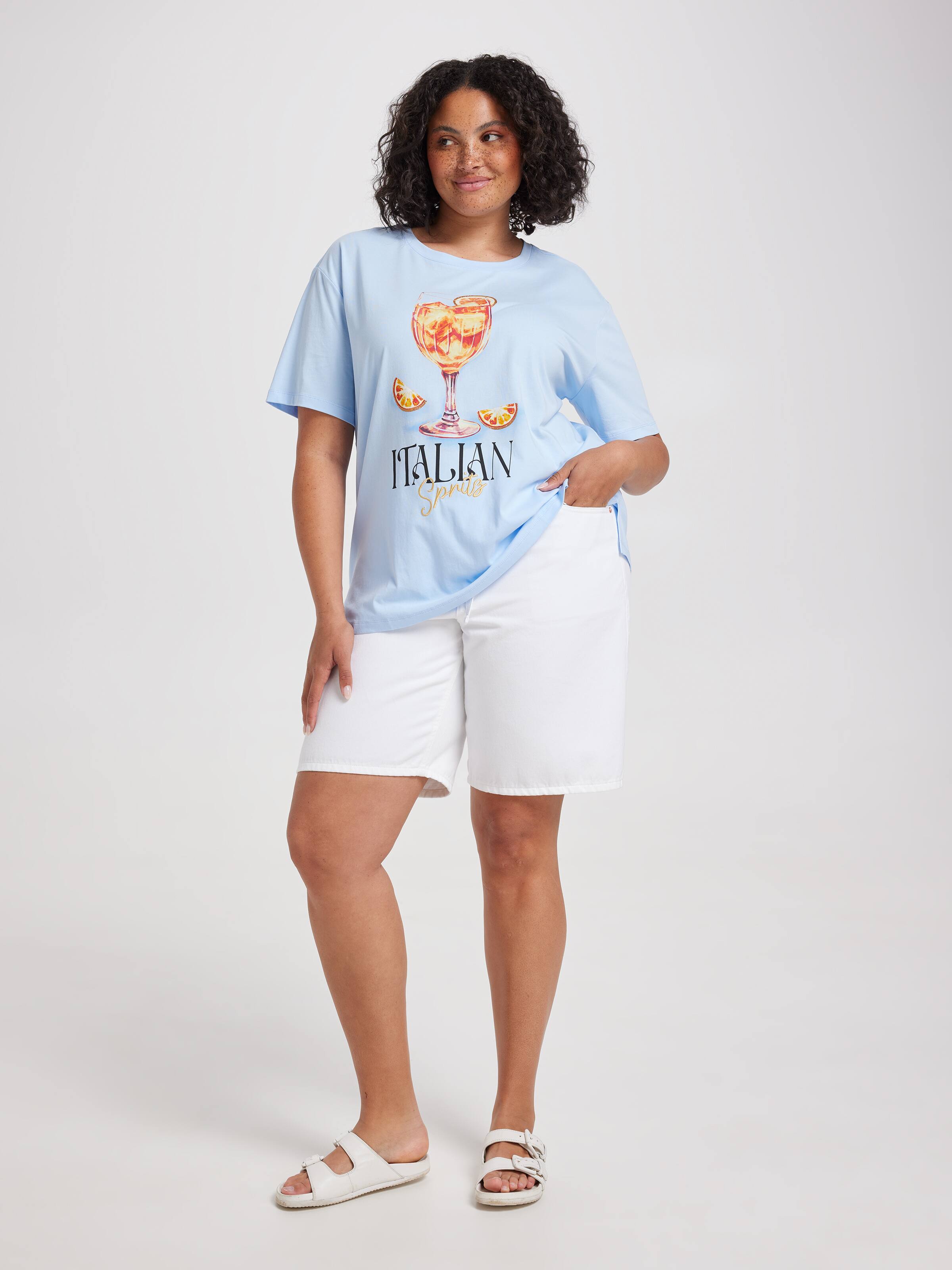 Curve Antonia Oversized Graphic Tee