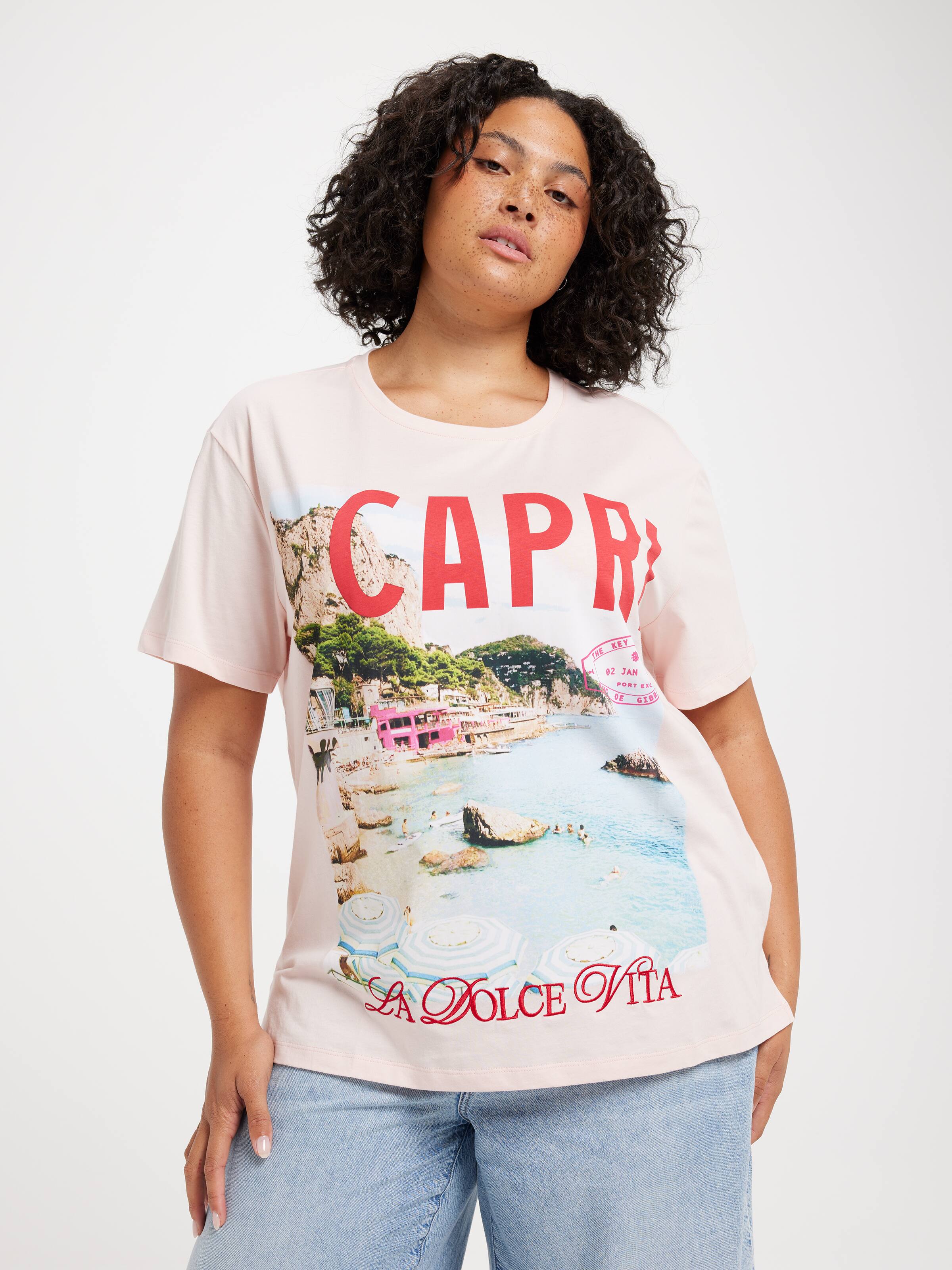 Curve Antonia Oversized Graphic Tee