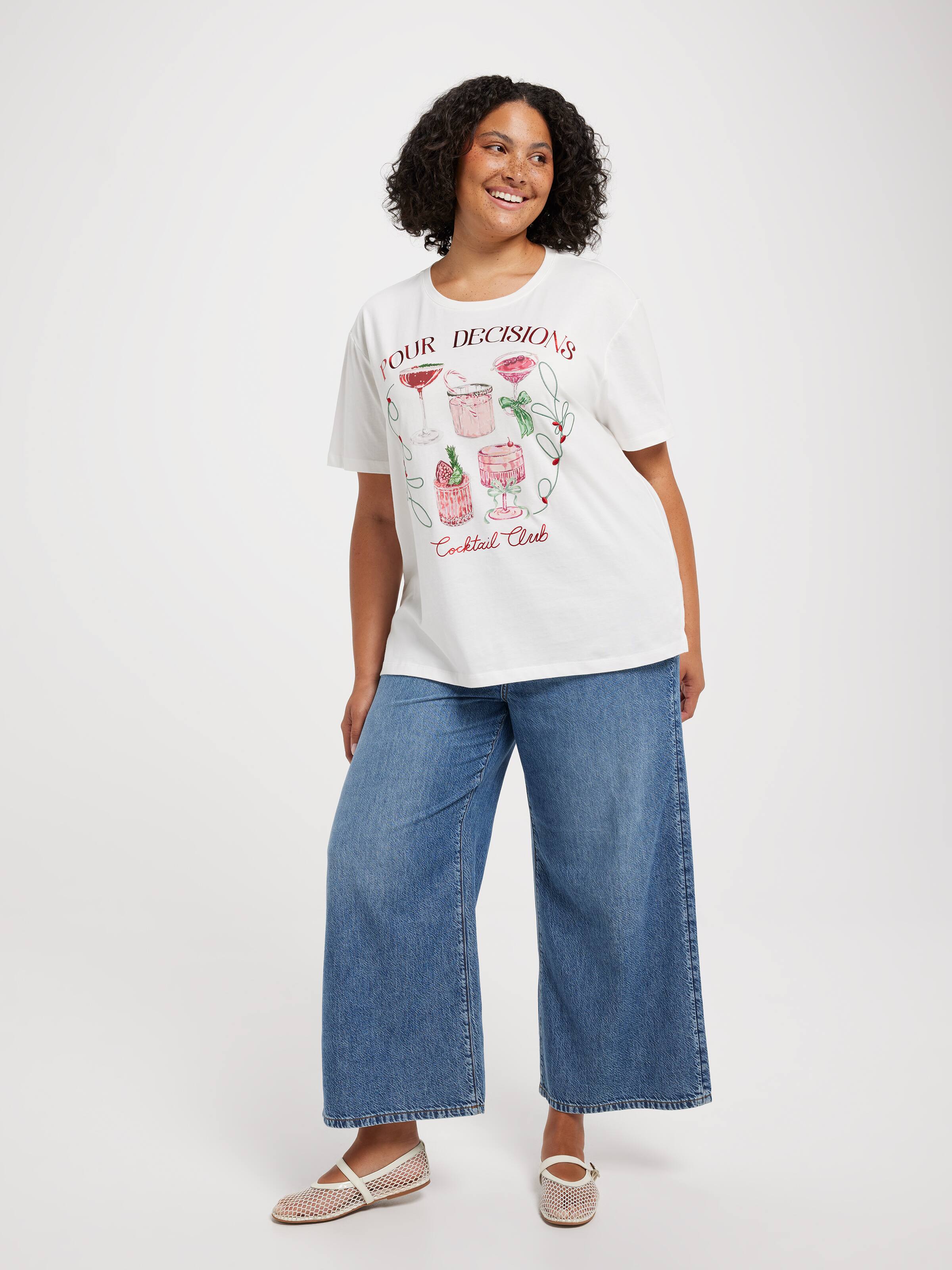 Curve Antonia Oversized Graphic Tee