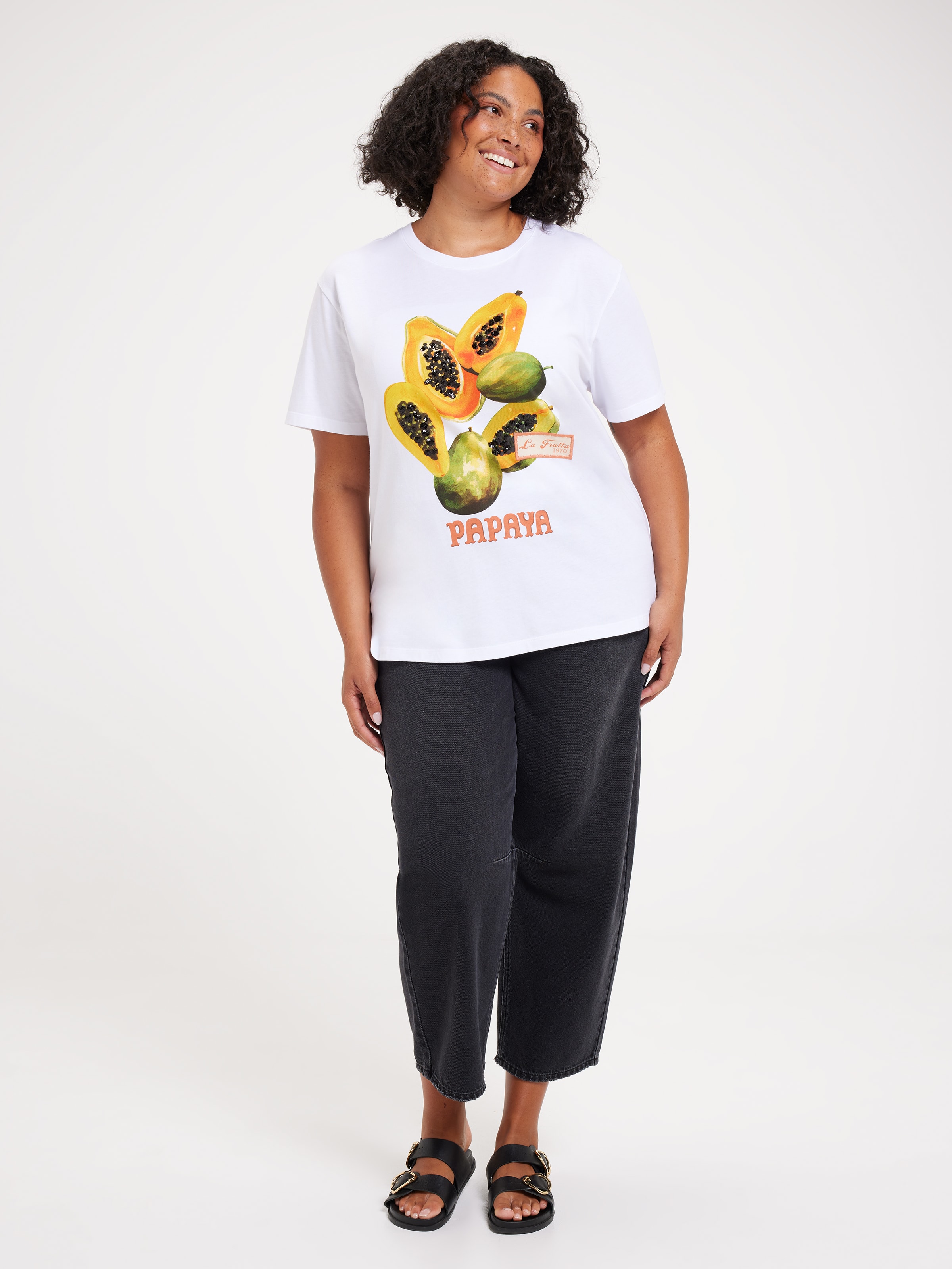 Curve Antonia Oversized Graphic Tee