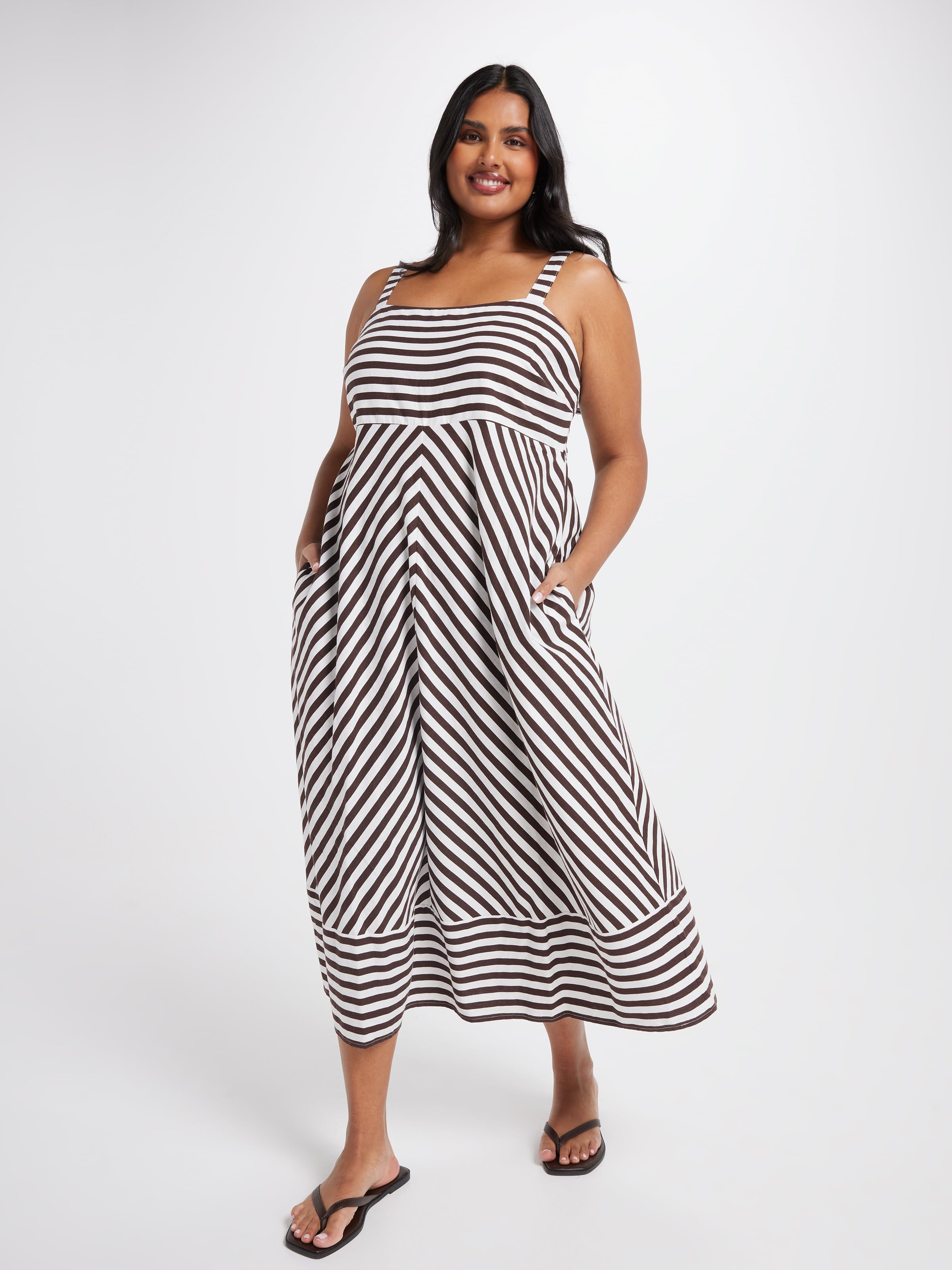 Curve Emily Strappy Maxi Dress