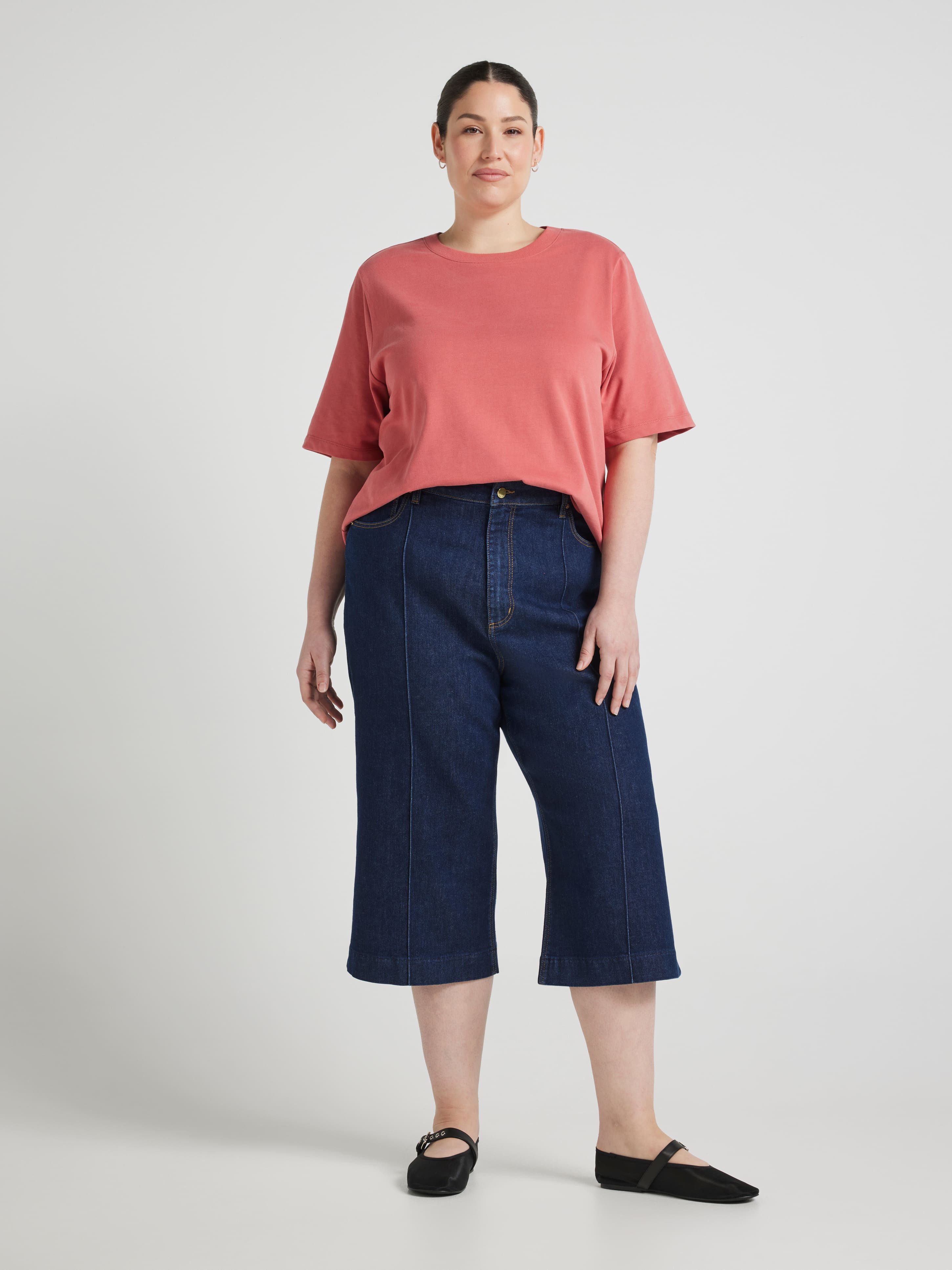Curve Boxy Crop Tee
