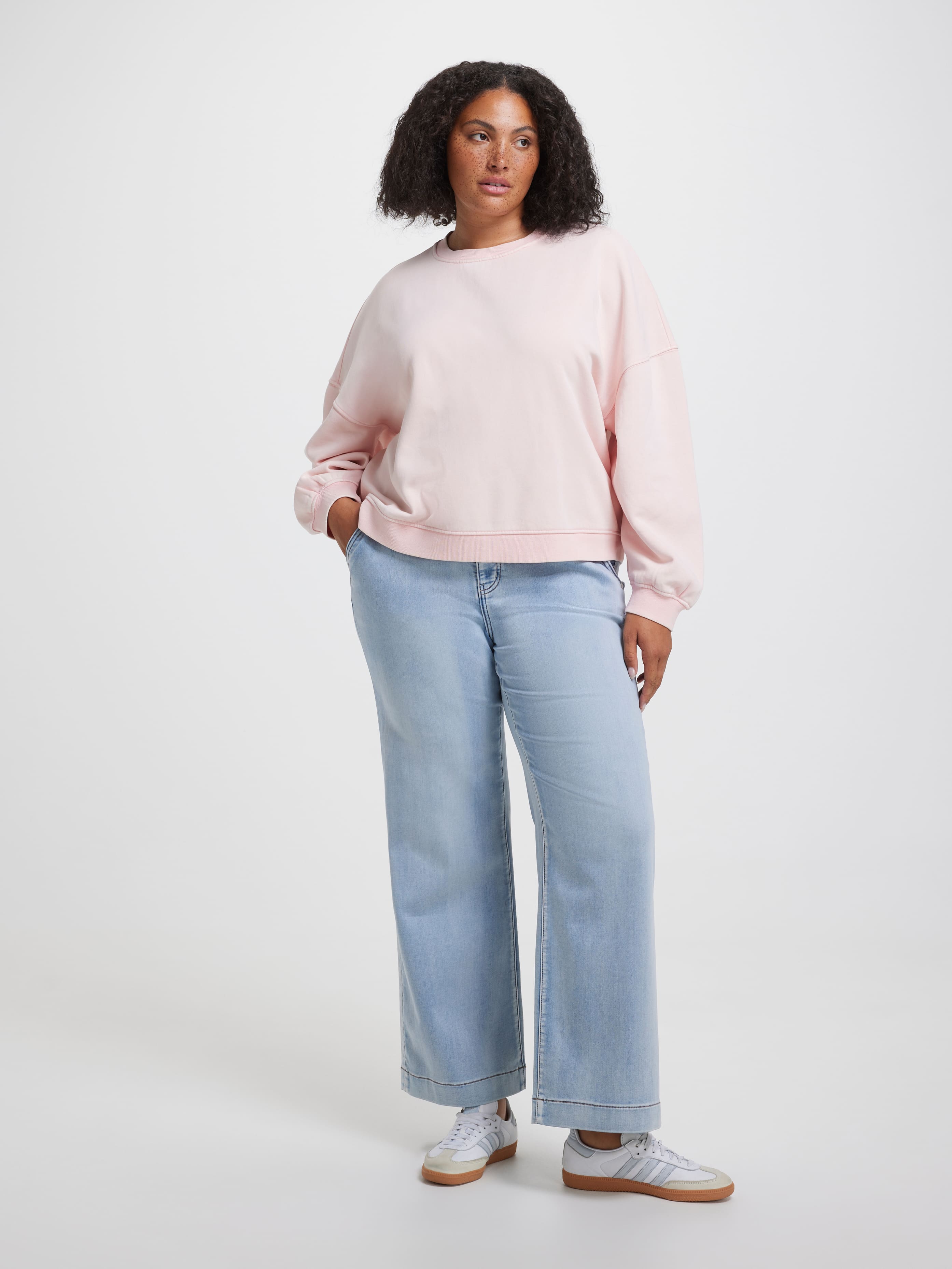 Curve Signature Overdyed Sweat