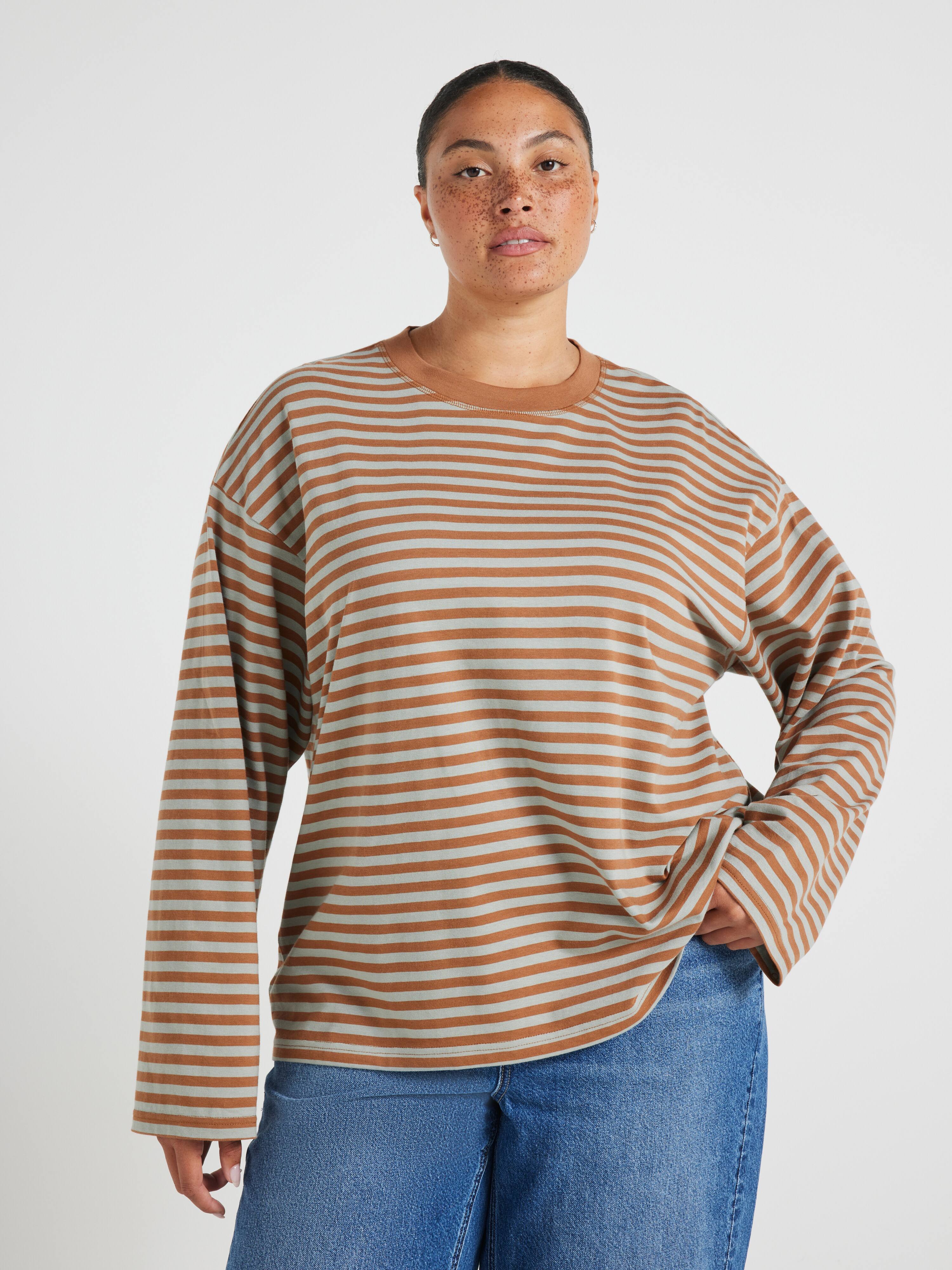 Curve Sloane Drop Shoulder Tee