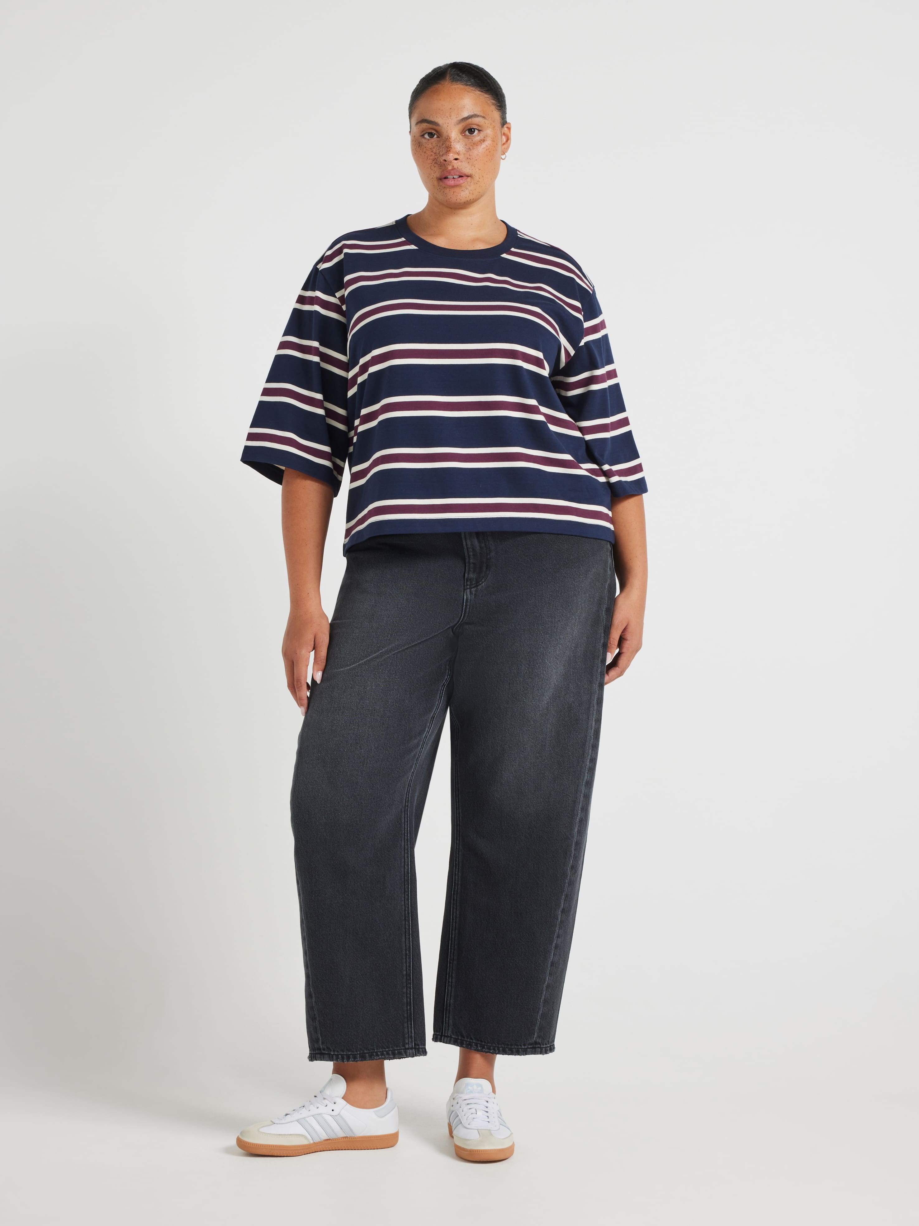 Curve Emi Heavy Weight Tee