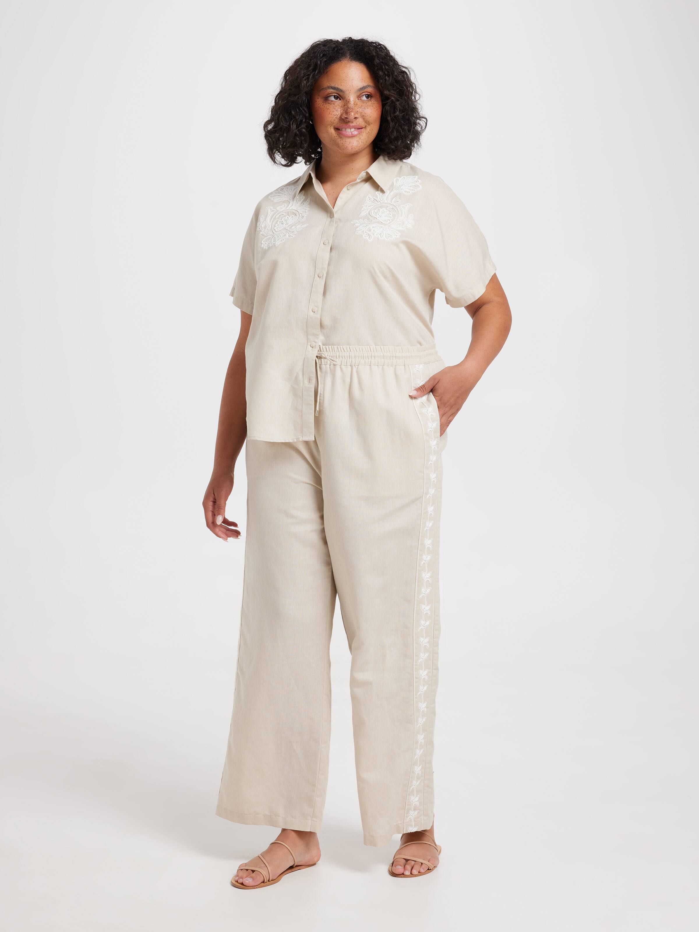 Curve Leslee Short Sleeve Shirt