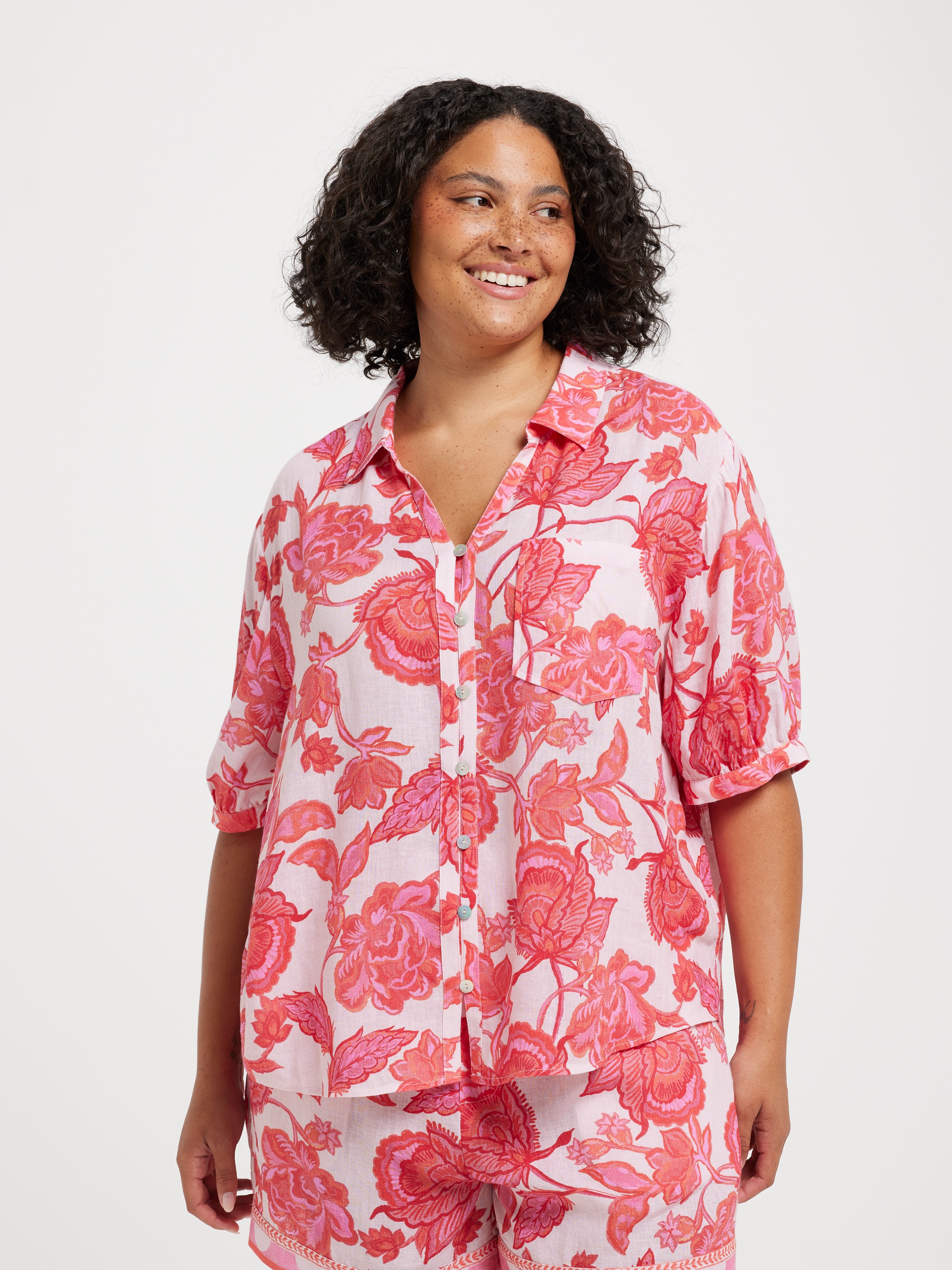 Curve Tyra Short Sleeve Shirt