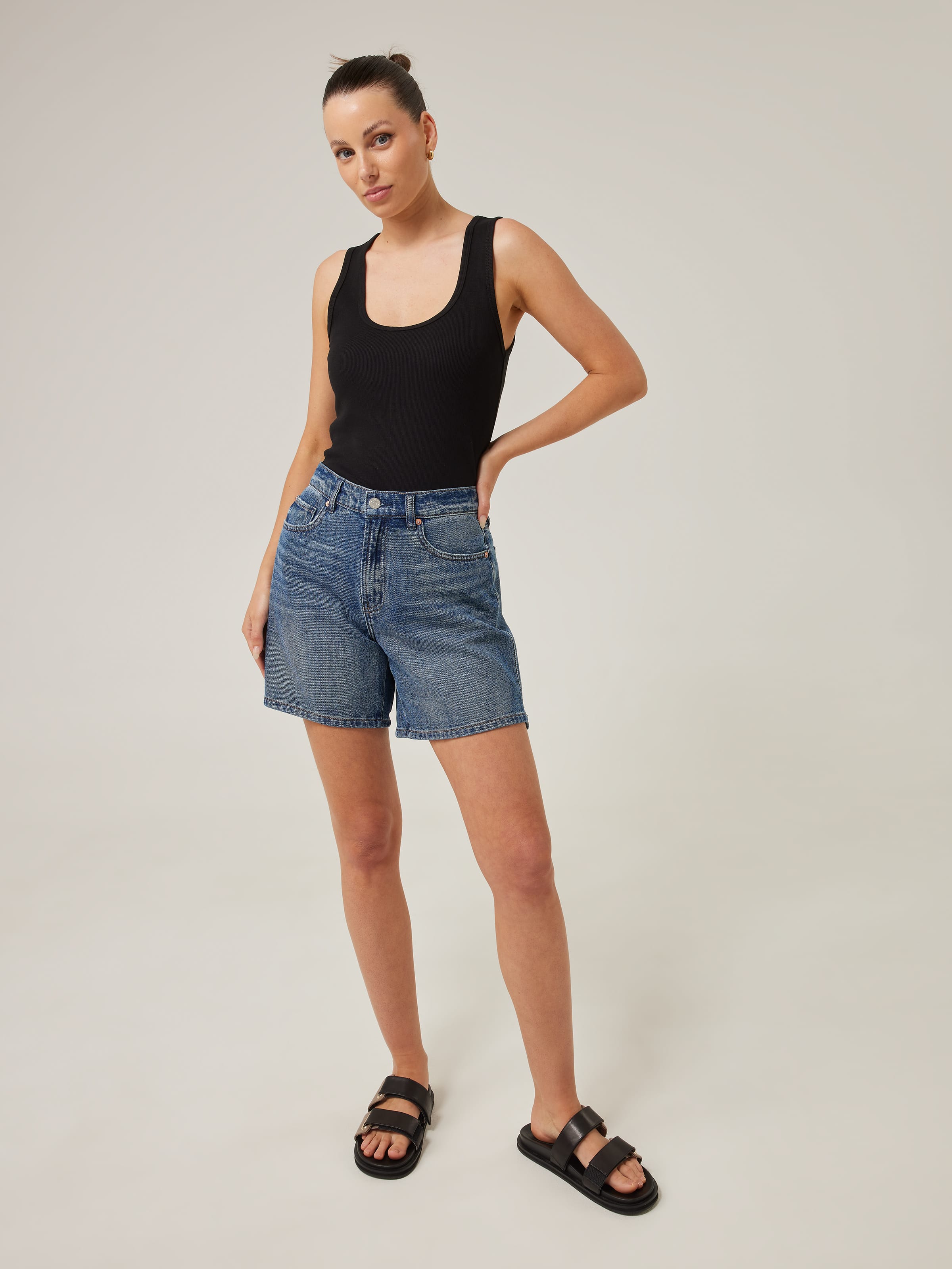 Shorts store just jeans