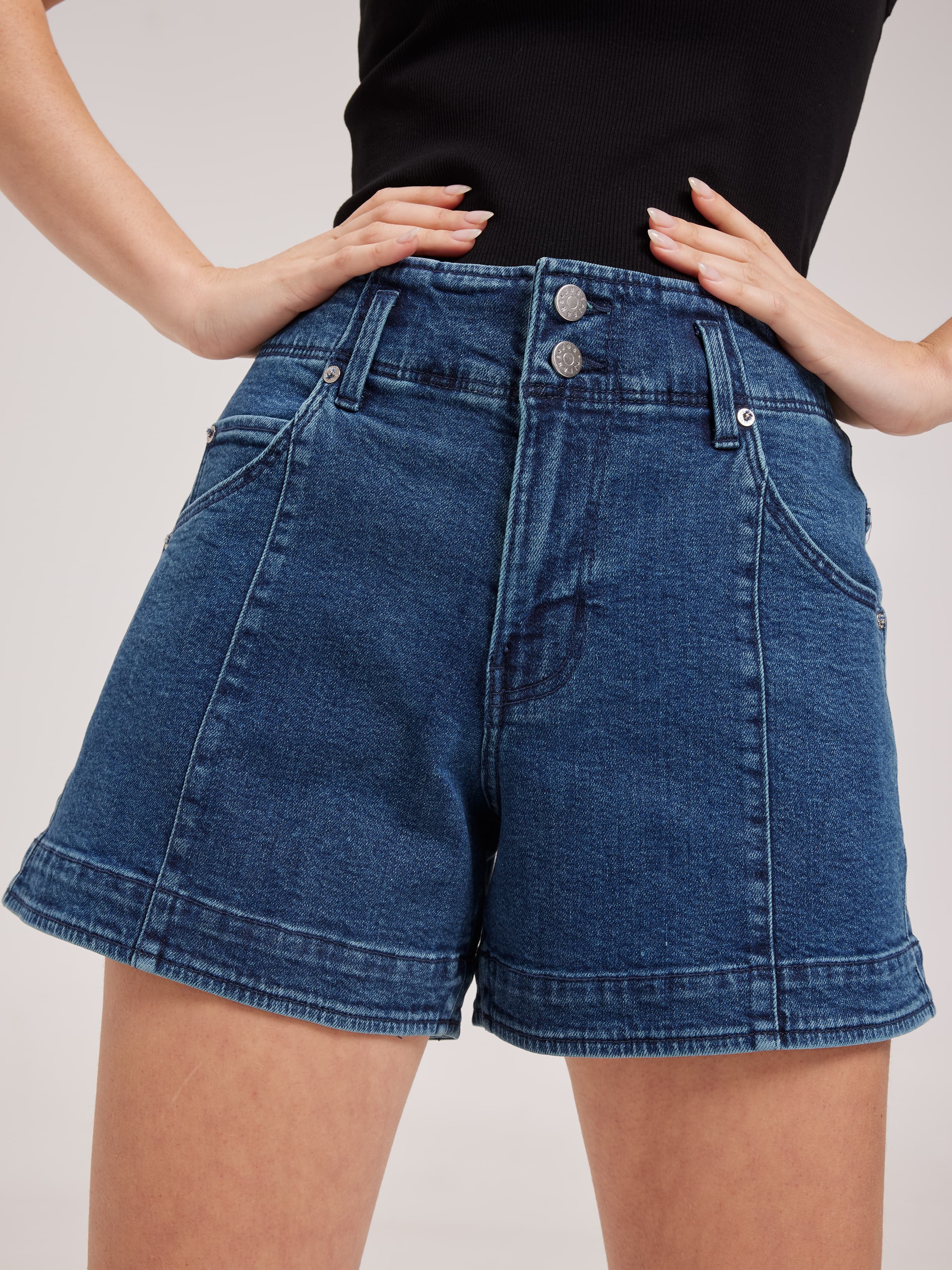 Originals Seam Front Short