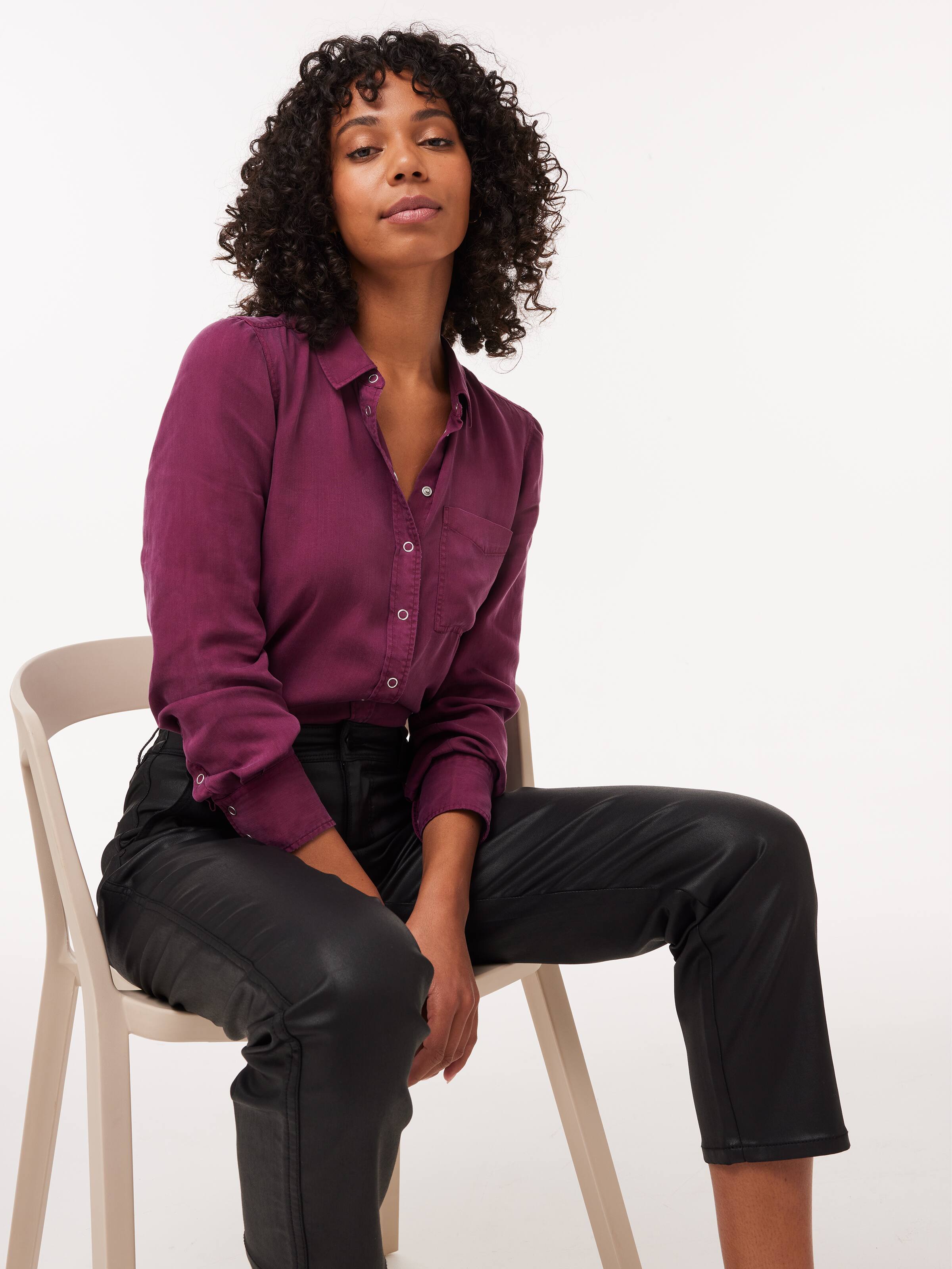 Super Carmen Coated Straight Pant