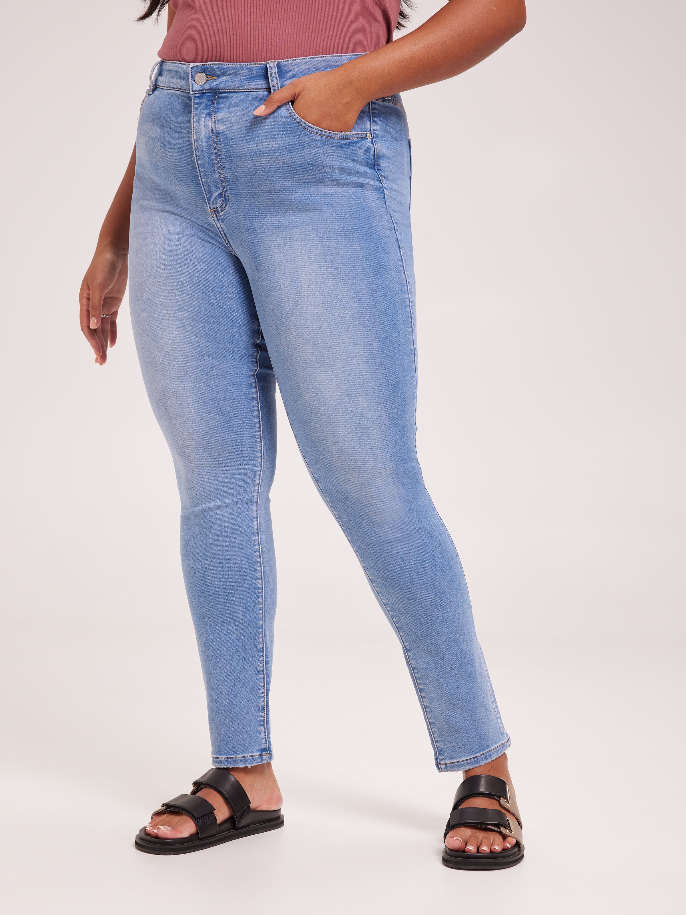 Curve Amaze High Rise Skinny Jean