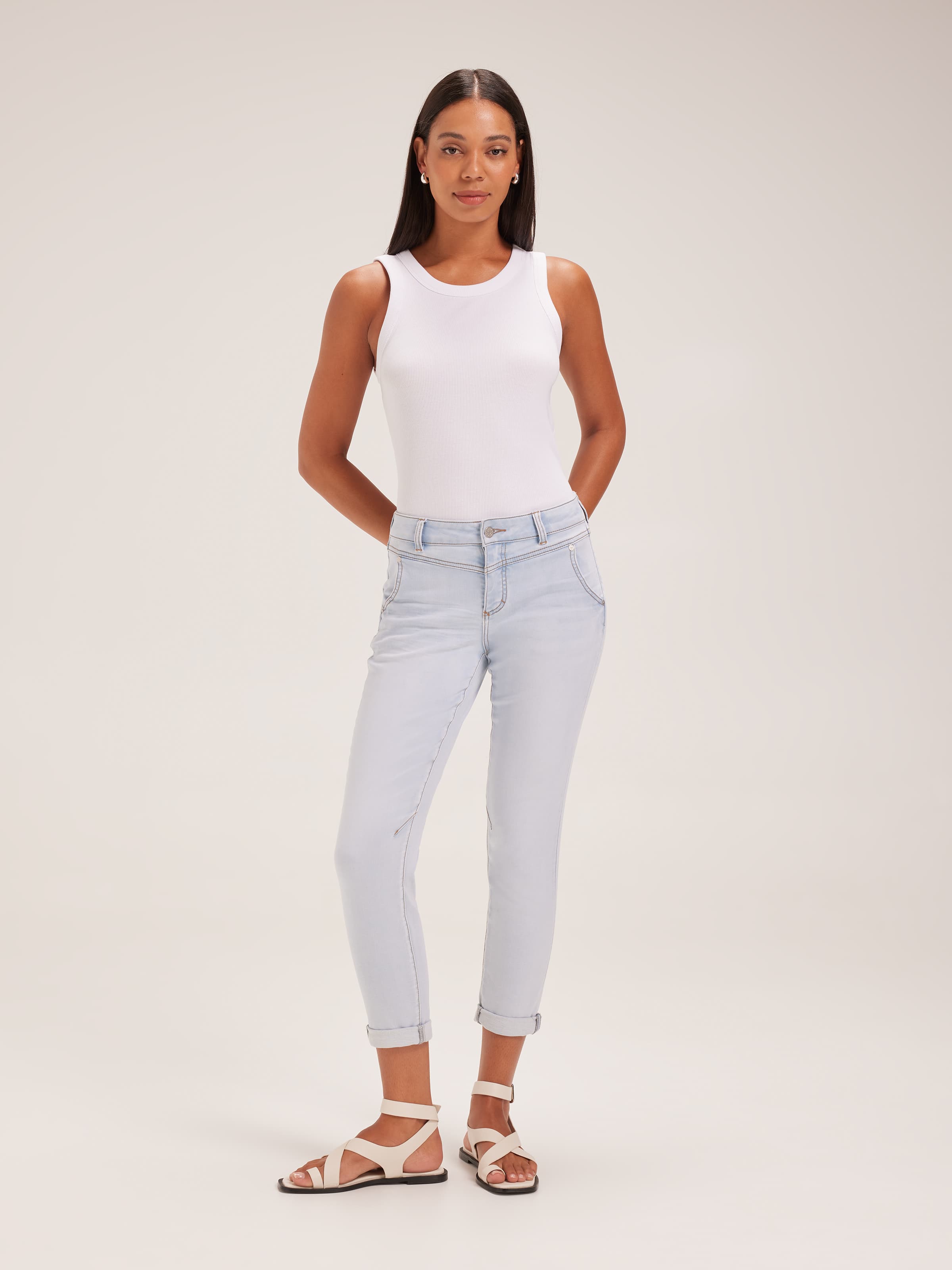 Amaze Yoke Front Boyfriend Jean