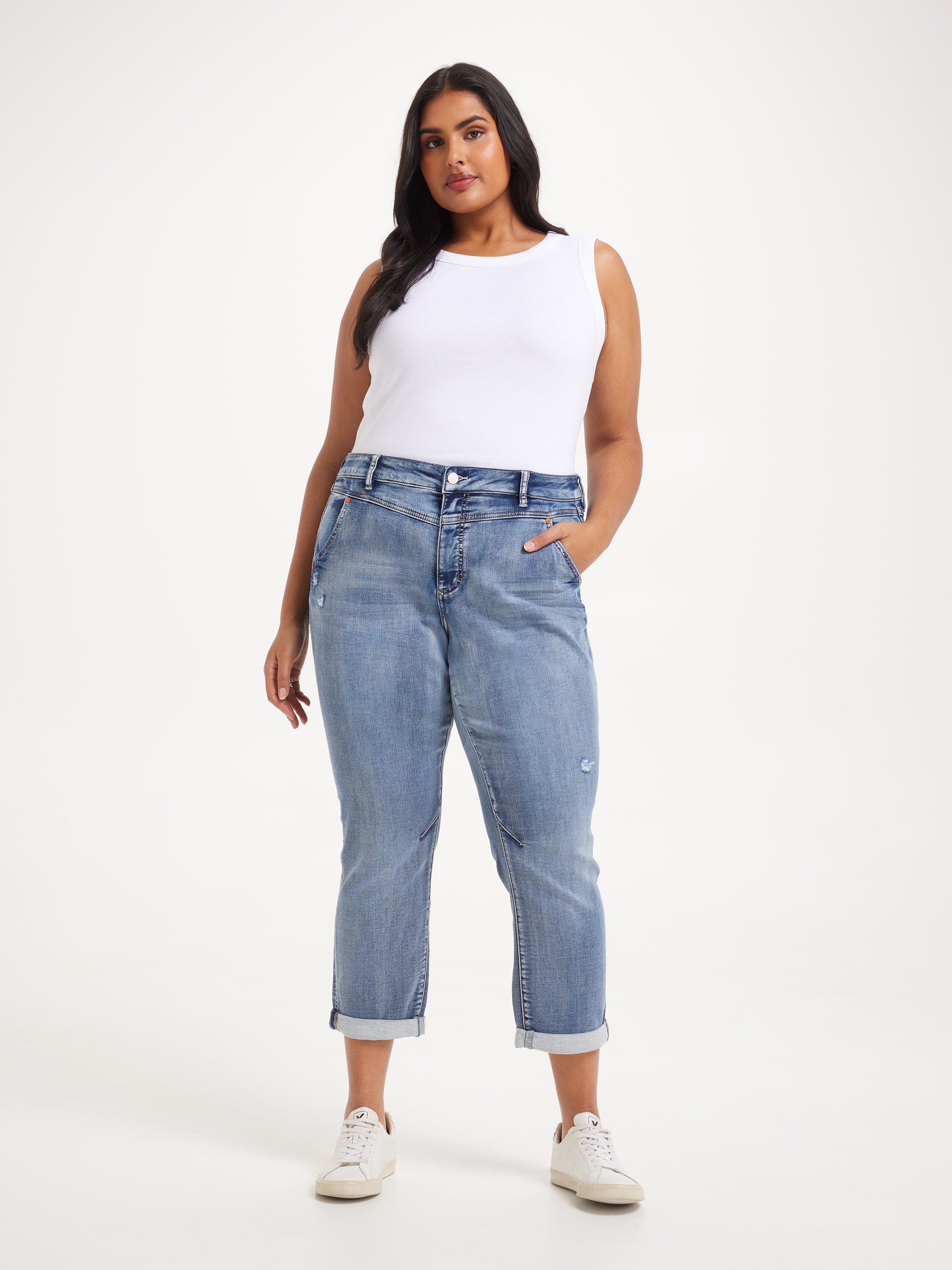 Curve Amaze Yoke Front Boyfriend Jean
