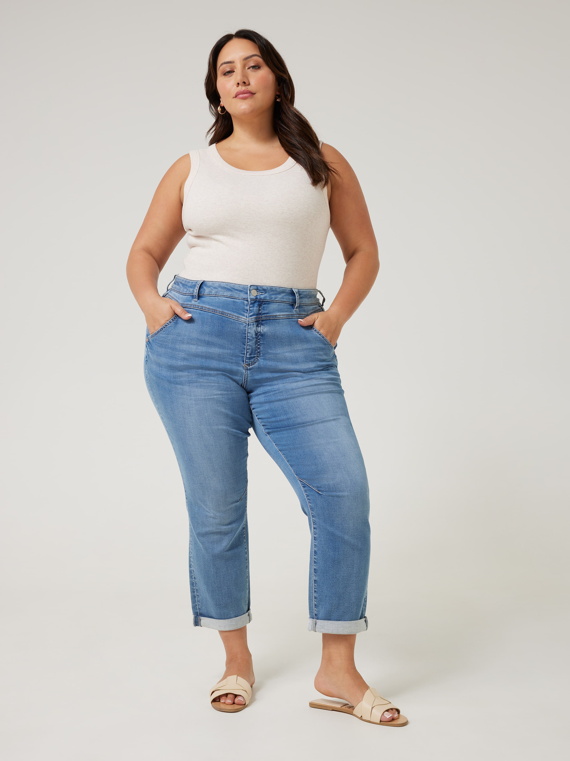 Curve Amaze Yoke Front Boyfriend Jean